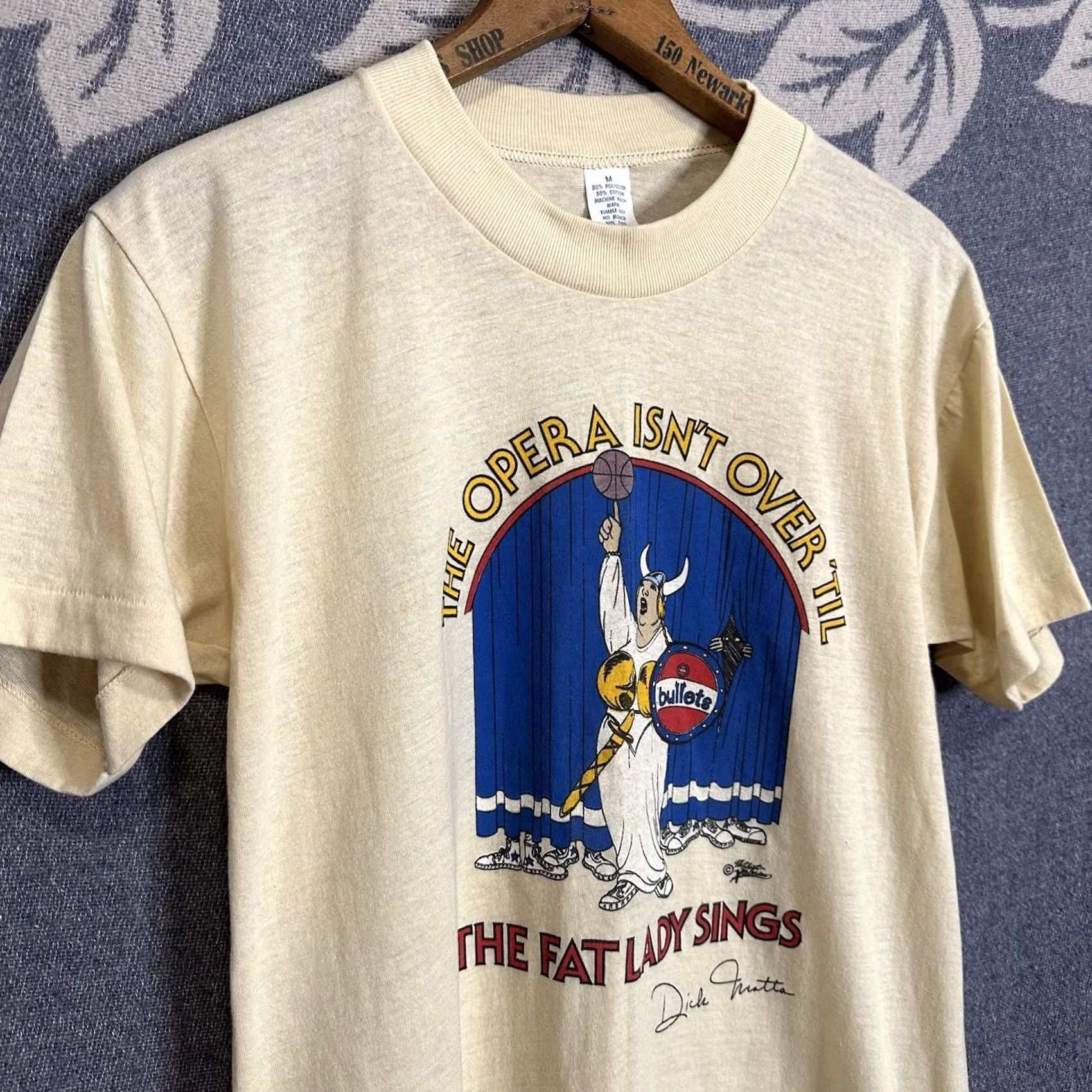 Vintage VINTAGE The Fat Lady Sings Washington Bullets Dick Matta Graphic Shirt M Beige 80s Unisex Size US M / EU 48-50 / 2 - 2 Thumbnail