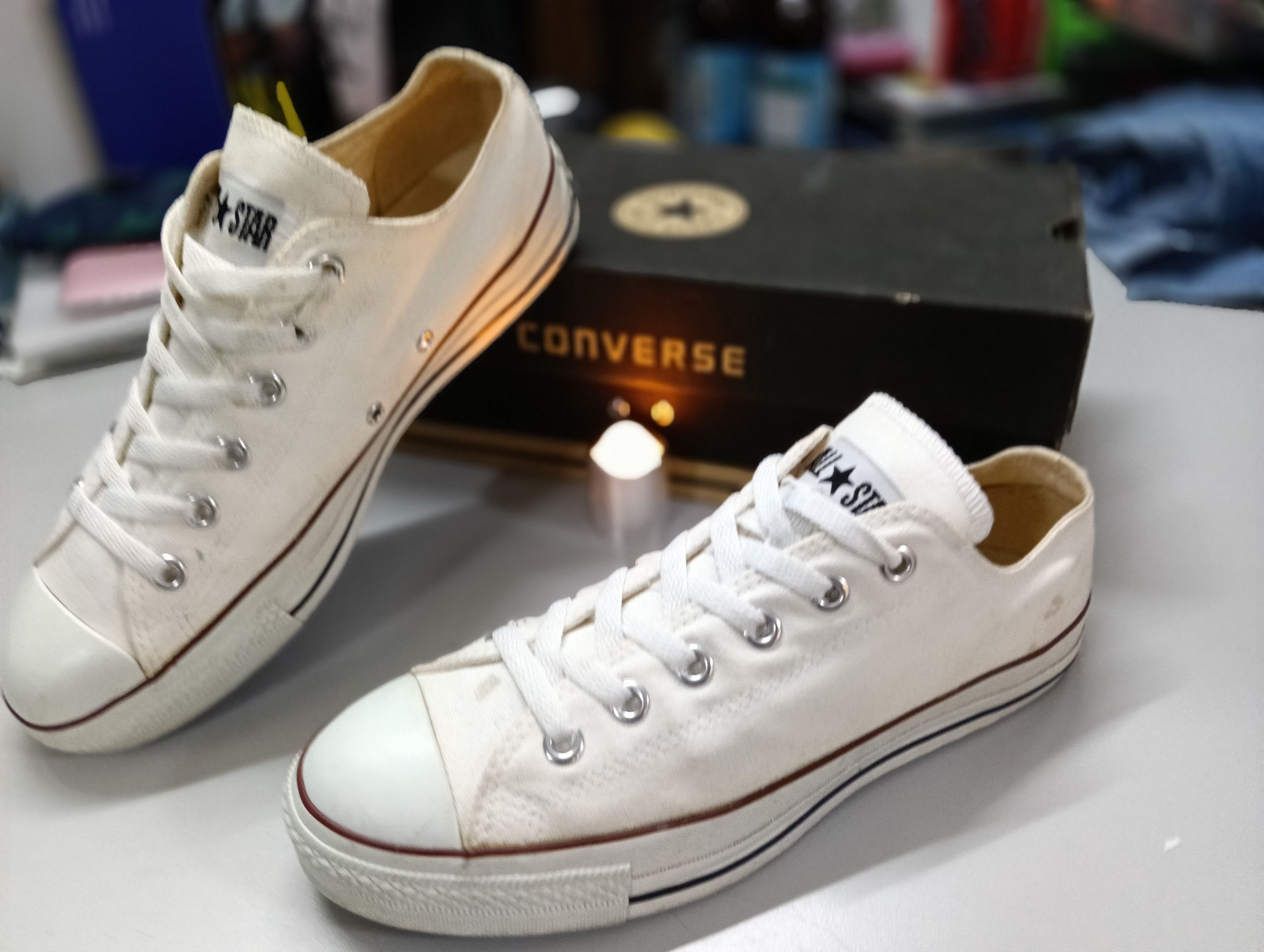 Converse Vintage Converse all stars white US 7/ EU 40 Size US 7 / EU 40 - 2 Thumbnail