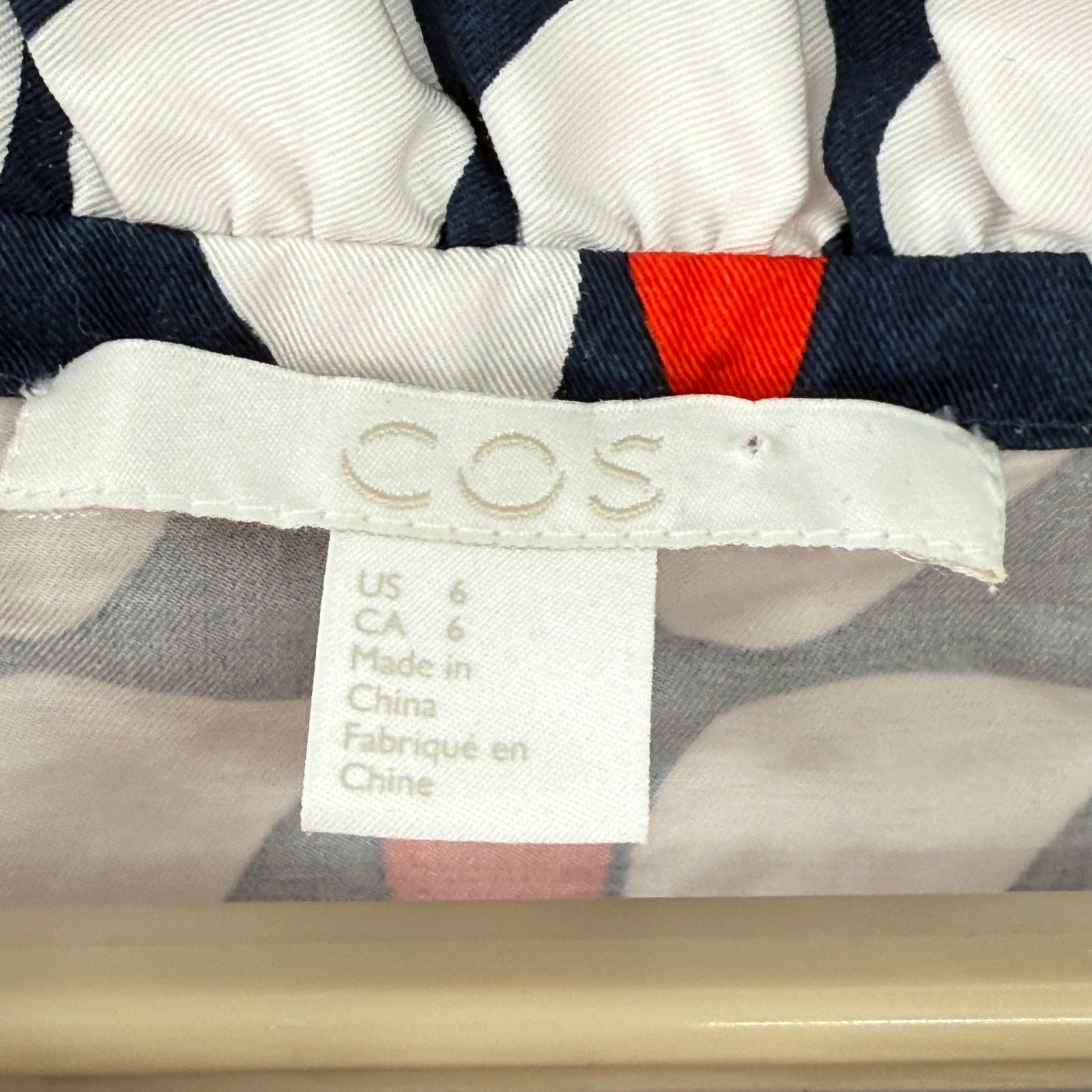 Cos Cos Ruffle Neck Geometric Long Sleeve Top Red Blue 6 NEW Size M / US 6-8 / IT 42-44 - 8 Thumbnail