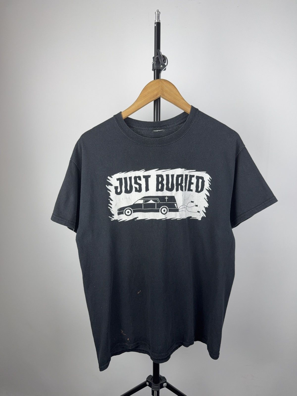 Vintage Just Buried Hearse Tee Black Humor Goth Satire Shirt Size US L / EU 52-54 / 3 - 1 Thumbnail