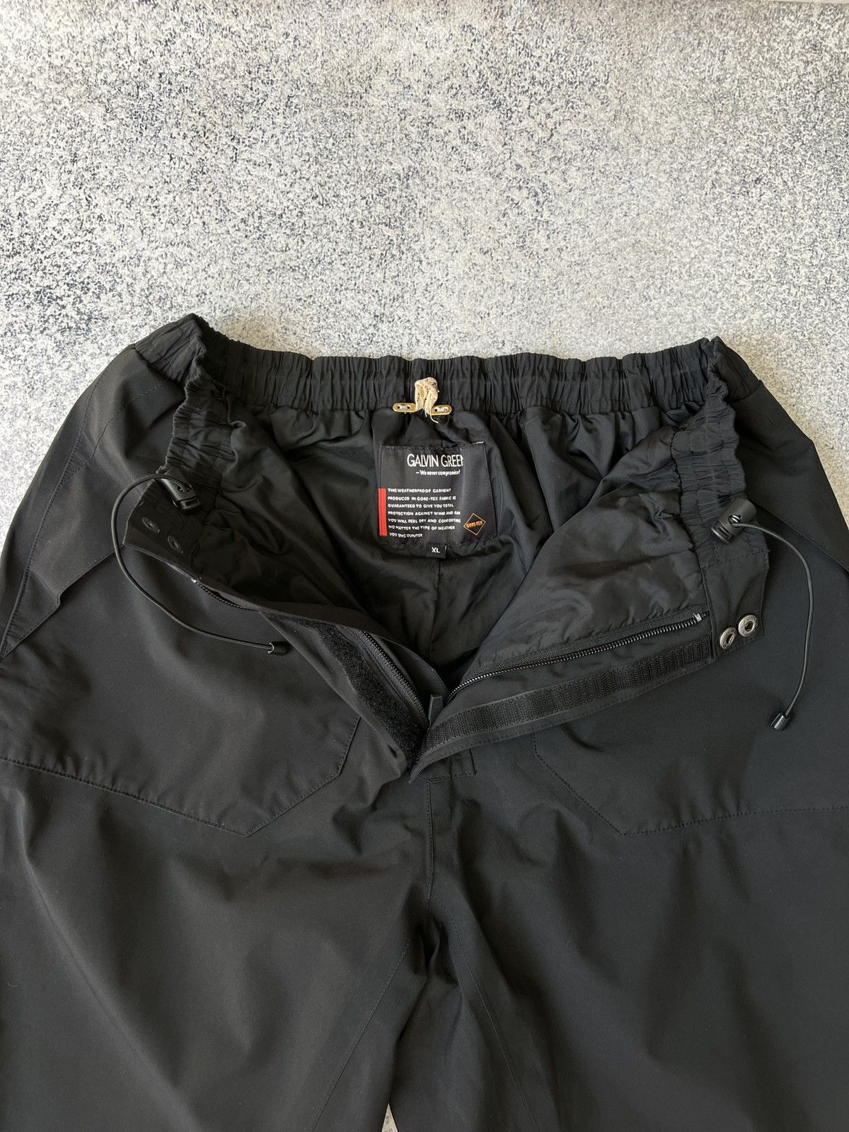 Vintage Vintage Calvin Green Gore-Tex Black Nylon Pants Size US 35 - 8 Thumbnail