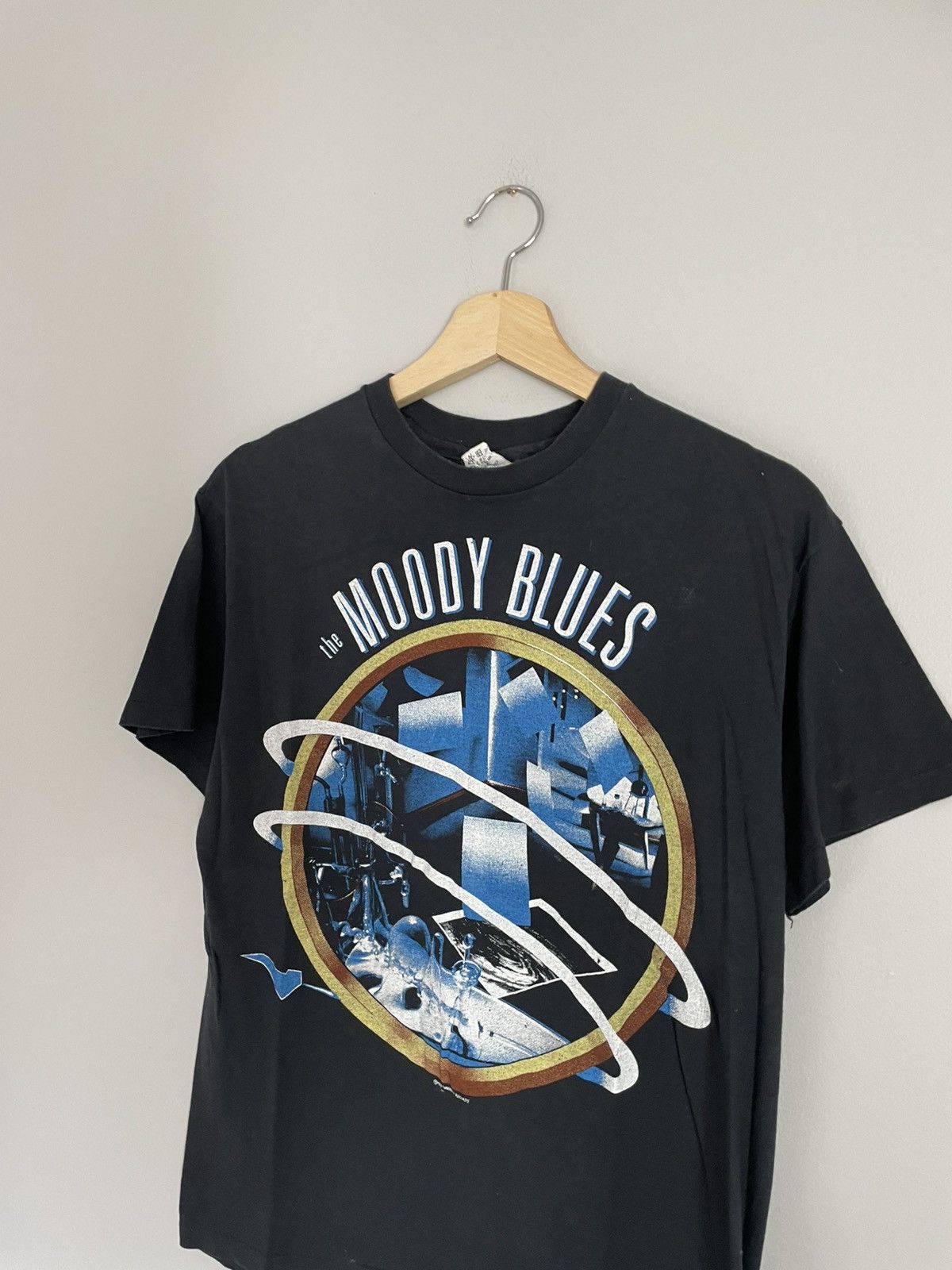 Vintage Vintage Moody Blues Live in Concert 1986 Band T-Shirt Size US M / EU 48-50 / 2 - 2 Thumbnail