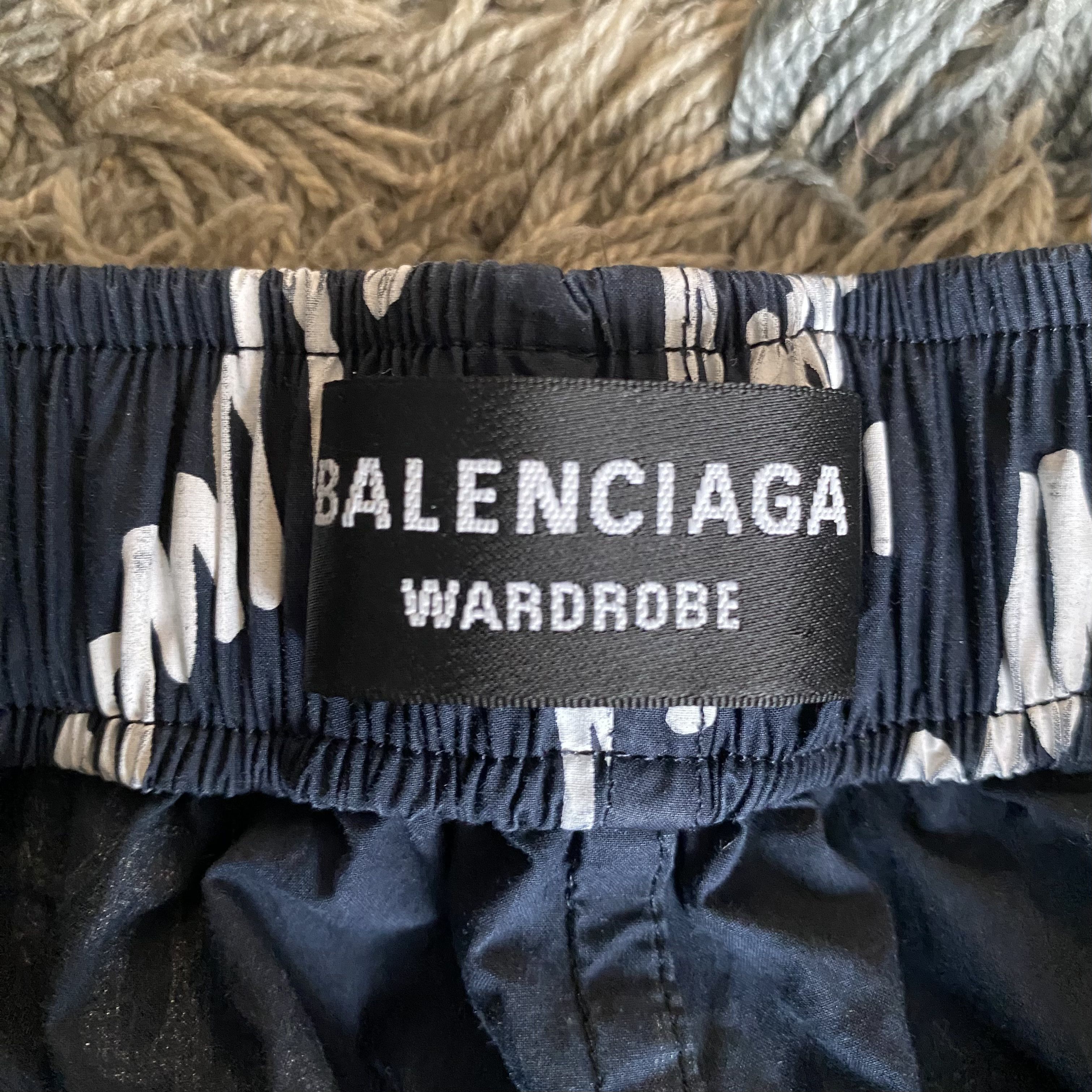 Balenciaga Balenciaga Scribble Shorts Size US 30 / EU 46 - 4 Thumbnail