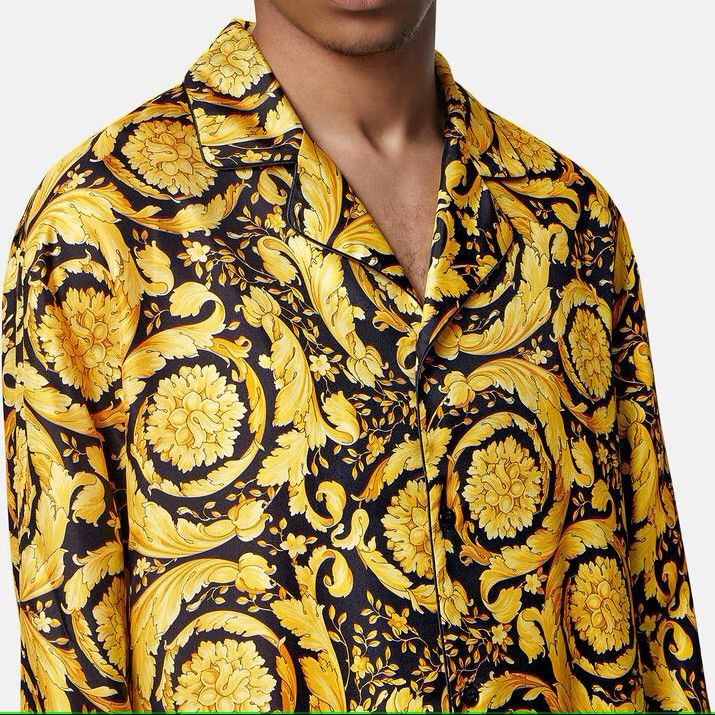 Versace $1,825 VERSACE Barocco-Print SILK PAJAMA TOP Size 4 IT / M Size US M / EU 48-50 / 2 - 3 Thumbnail