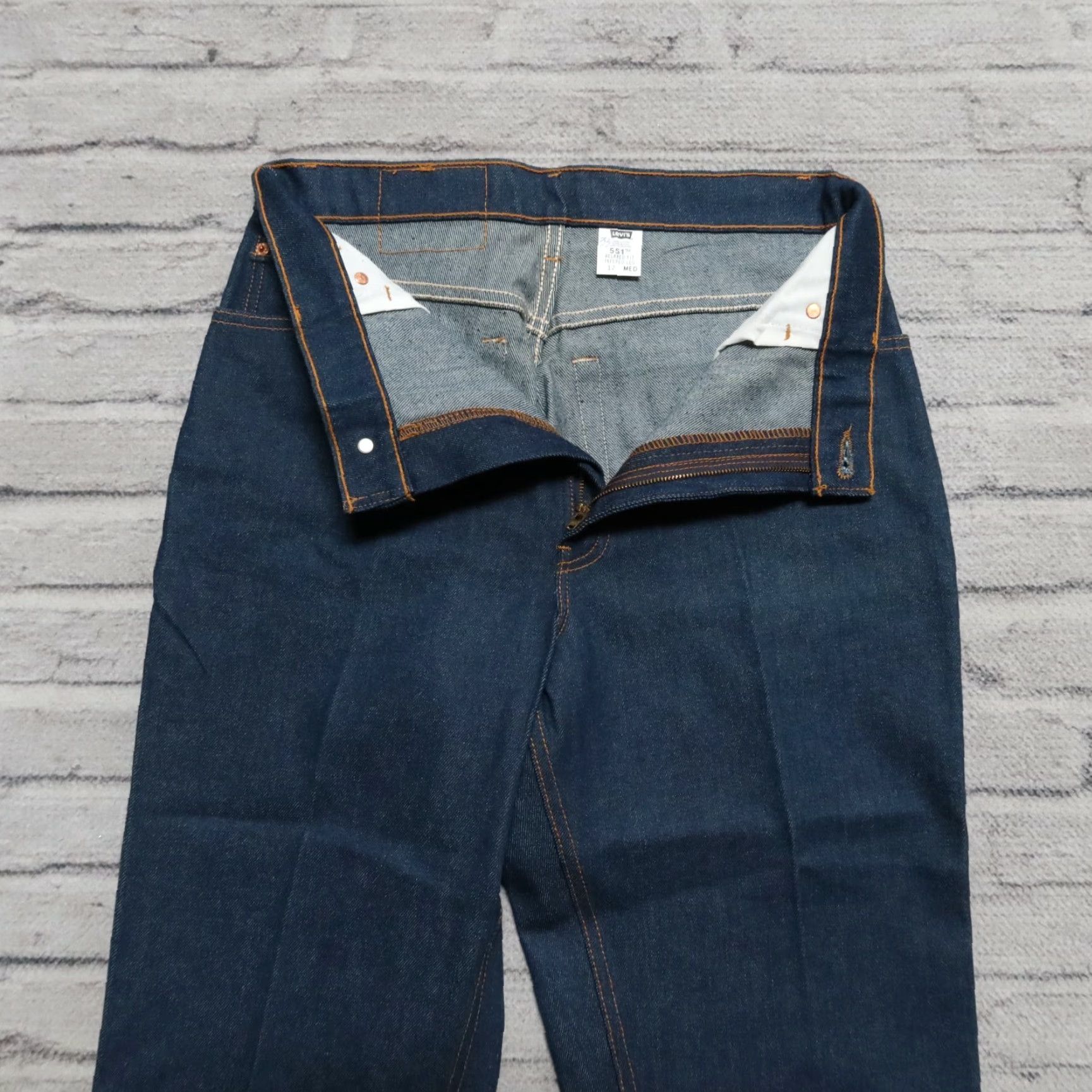 Levi's VINTAGE Levi's 551 Denim Jeans Dark Wash Jeans Women Size 12 Med 90s Made in USA Size 34" / US 12 / IT 48 - 4 Thumbnail