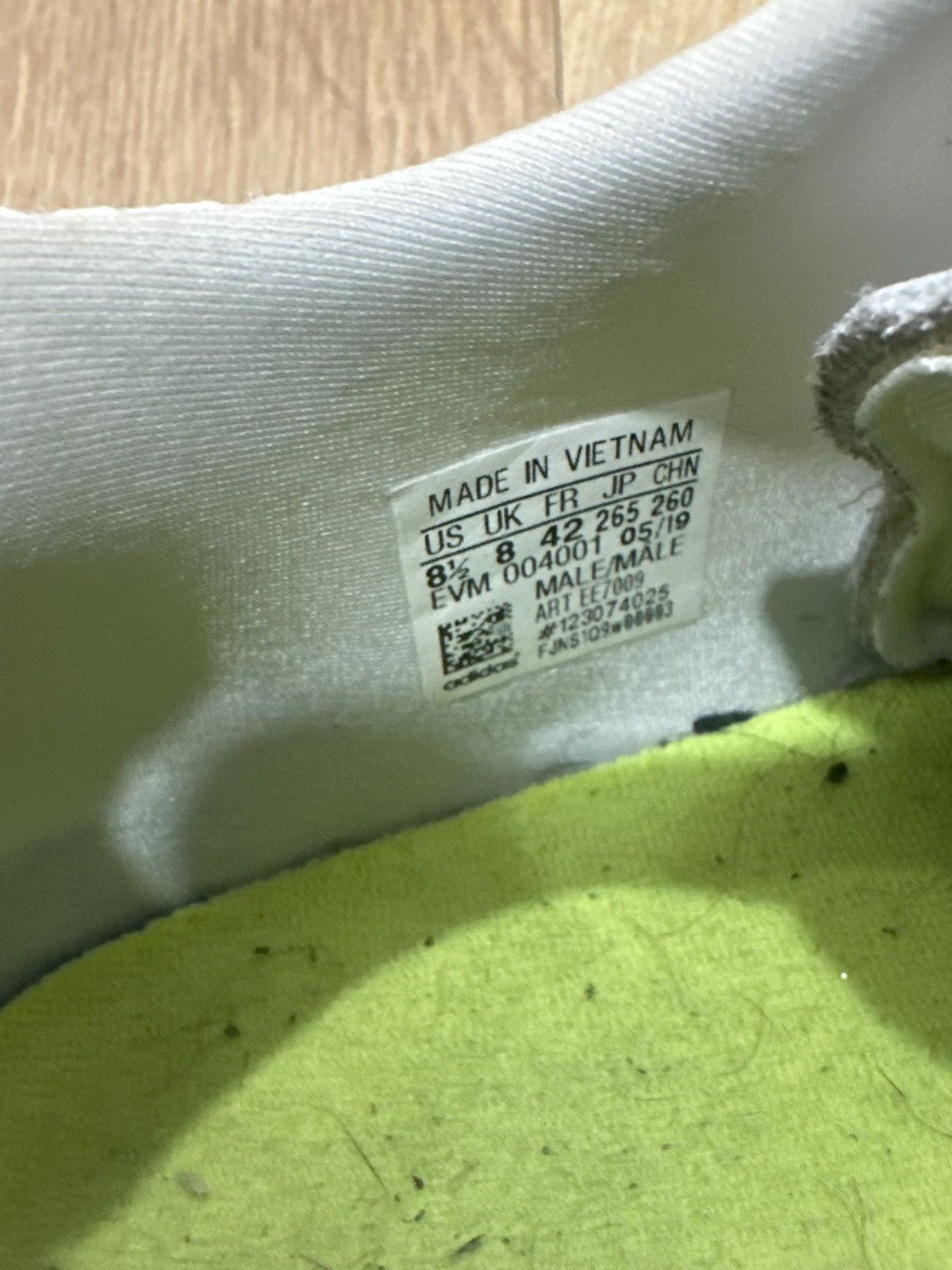 Adidas Adidas ozweego Size US 8.5 / EU 41-42 - 4 Thumbnail