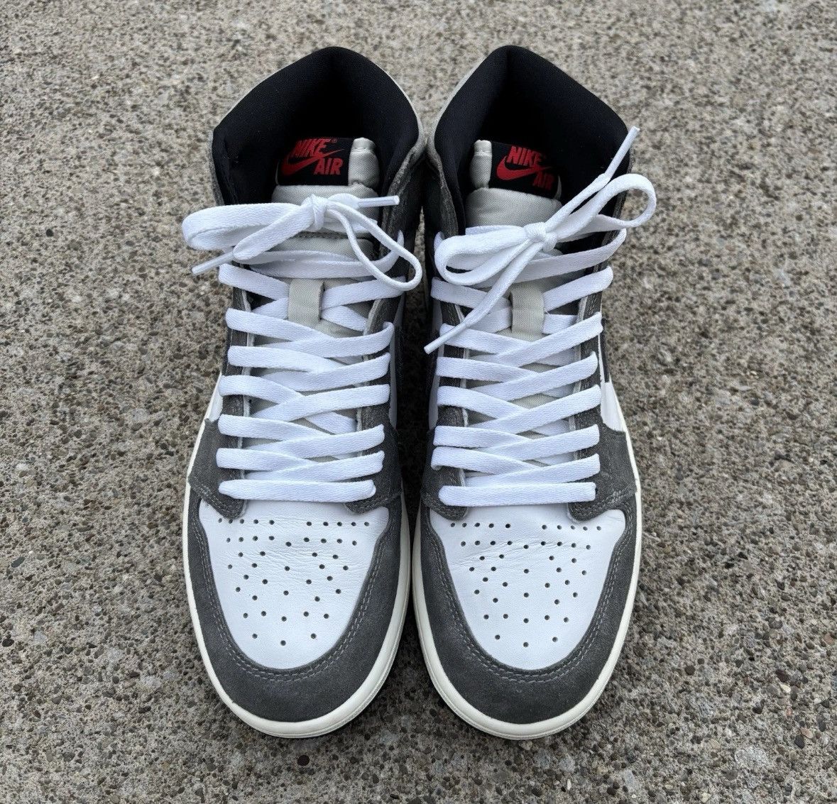 Jordan Brand Size 9 - Jordan 1 OG High Washed Black gently Worn OG All Size US 9 / EU 42 - 3 Thumbnail