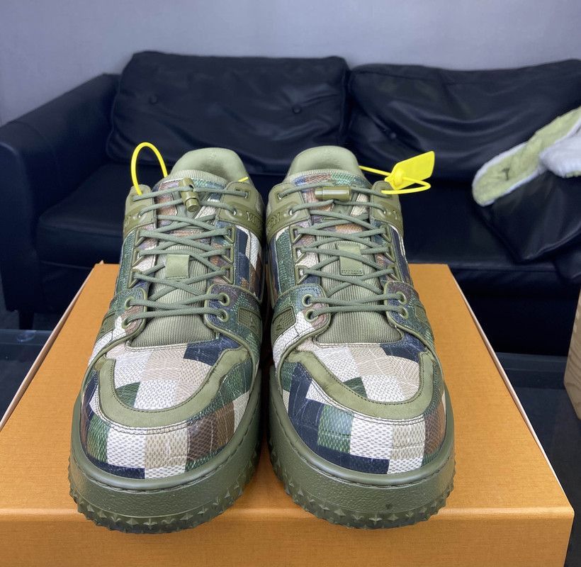 Louis Vuitton Louis Vuitton Trainer Maxi Low Top Sneakers -2508 Size US 9.5 / EU 42-43 - 2 Thumbnail