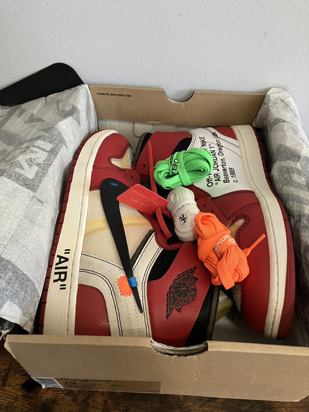 Jordan Brand × Off-White Size 13 - Jordan 1 Retro OG x Off-White High Chicago Size US 13 / EU 46 - 12 Thumbnail