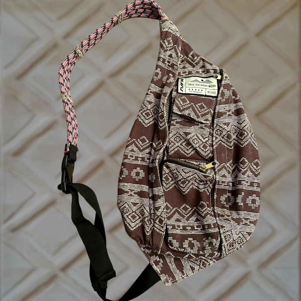 KAVU KAVU Rope Sling Bag Cross Body Hiking Backpack Purple Size ONE SIZE - 1 Thumbnail