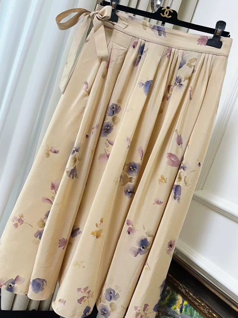 Loro Piana LORO PIANA Silk printed half length dress in nude color Size 27" / US 4 / IT 40 - 1 Thumbnail