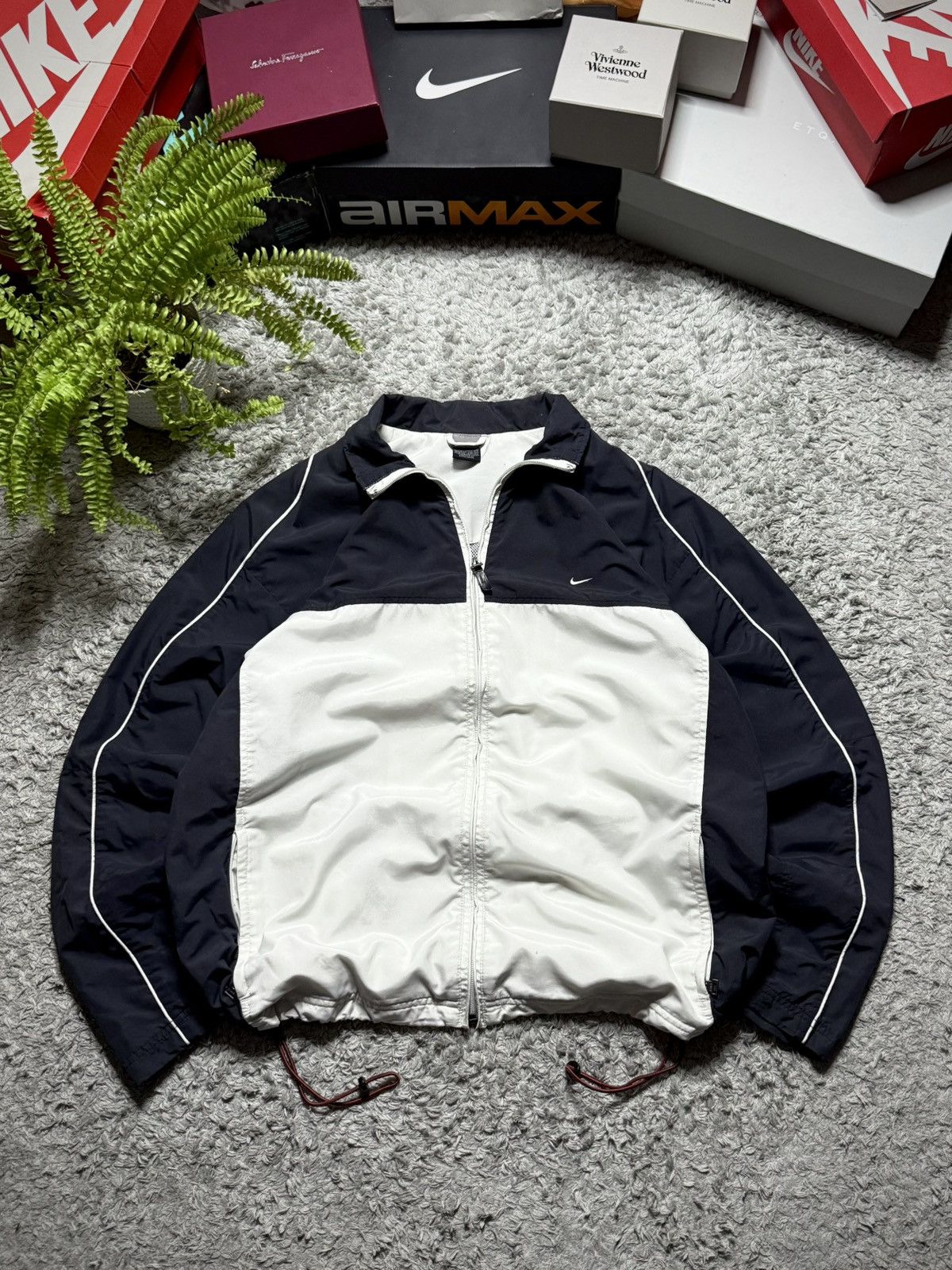 Nike 00s Nike Jacket Vintage Rare Logo Swoosh Drill Streetwear Size US L / EU 52-54 / 3 - 1 Thumbnail