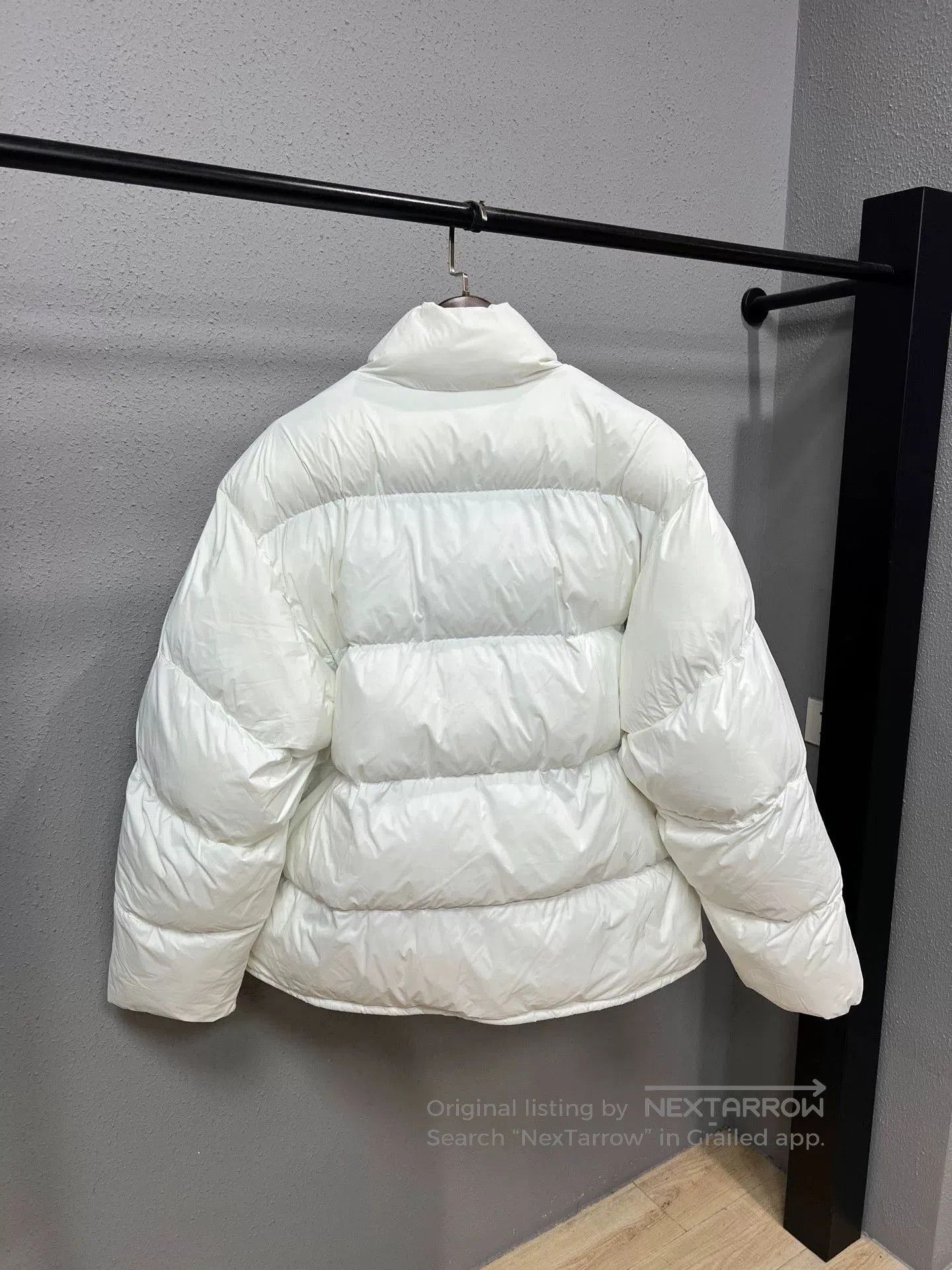 Balenciaga balenciaga white 3b down jacket. Size US L / EU 52-54 / 3 - 2 Thumbnail