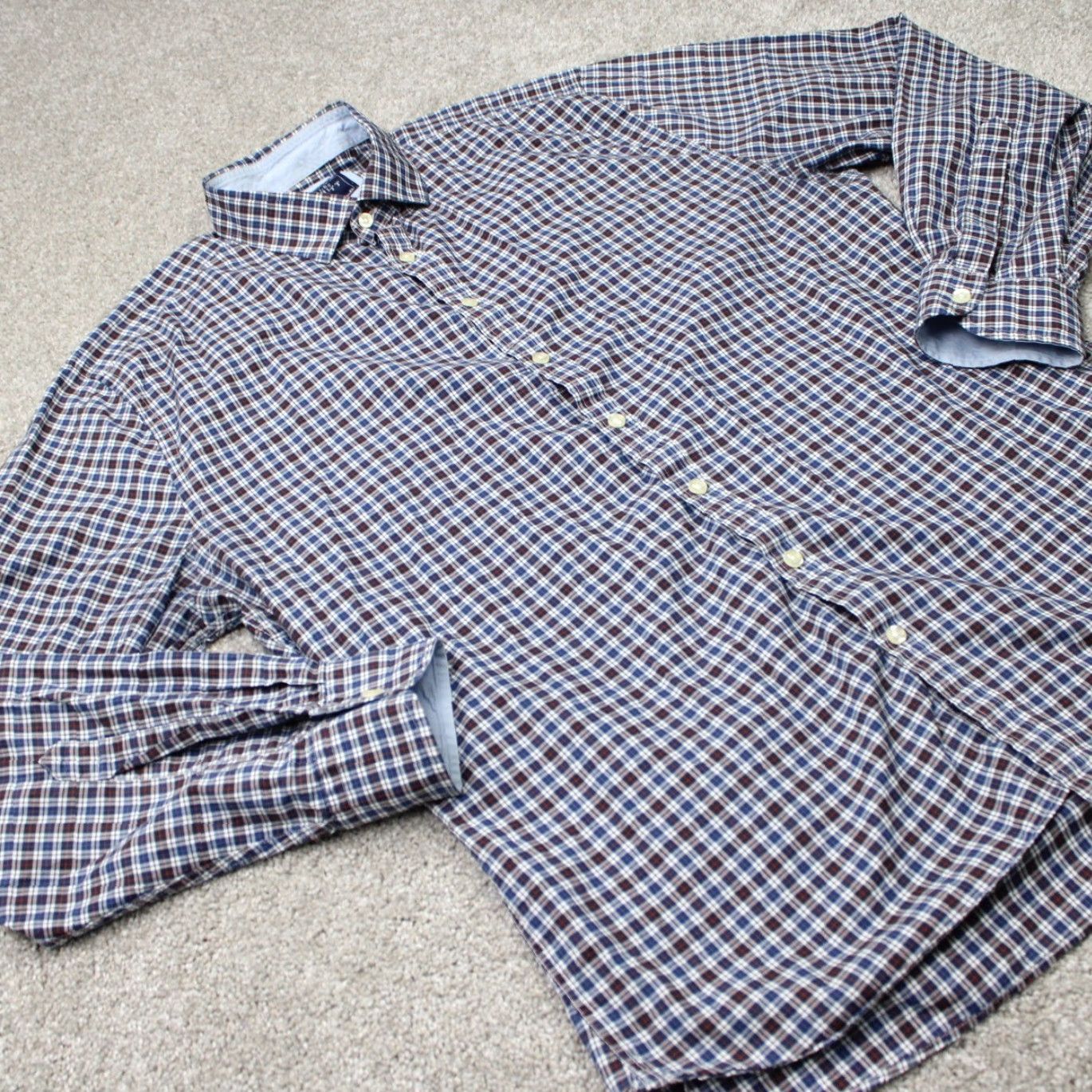 Charles Tyrwhitt Charles Tyrwhitt Shirt Mens XL Blue/Red Button-Up Long Sleeve 100% Cotton Check Size US XL / EU 56 / 4 - 7 Thumbnail