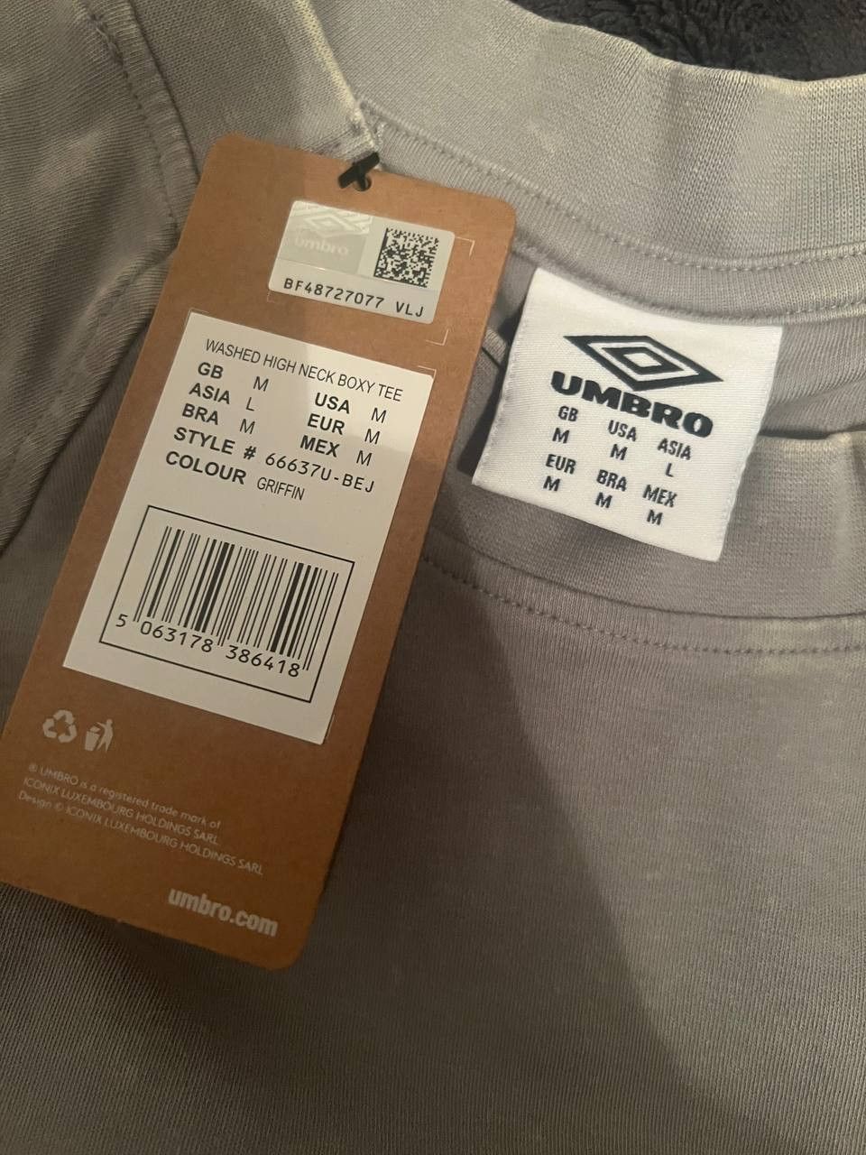 Umbro Umbro Washed High Neck Boxy - EU Size M Size US M / EU 48-50 / 2 - 4 Thumbnail