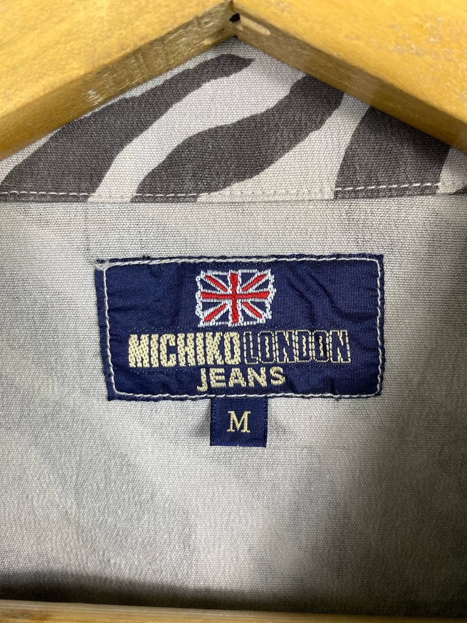 Michiko Koshino London michiko london jeans shortsleeves tiger stripe jacket Size US M / EU 48-50 / 2 - 7 Thumbnail
