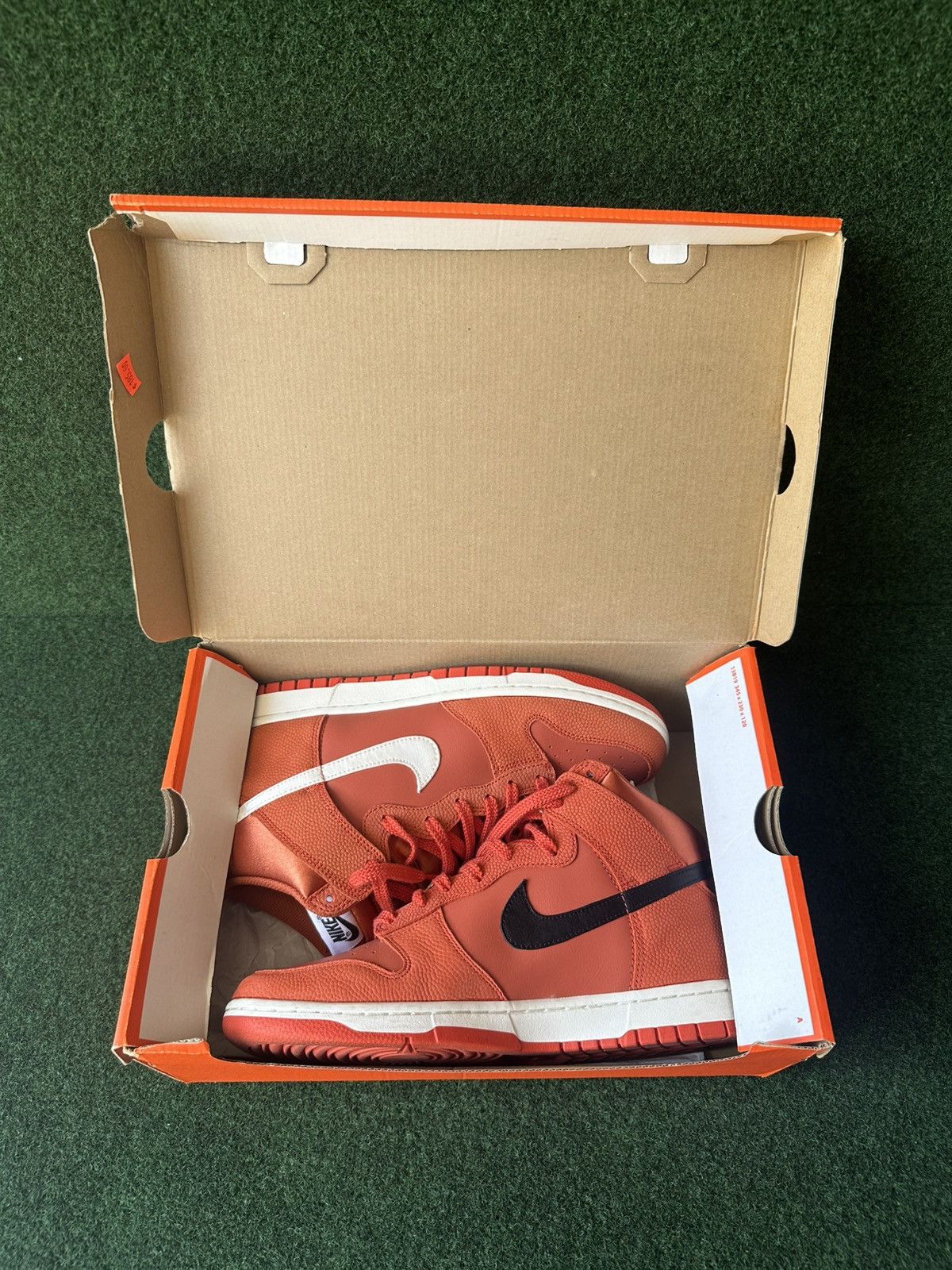 Nike Nike Dunk High Premium NBA x WNBA One Game Size US 10.5 / EU 43-44 - 2 Thumbnail