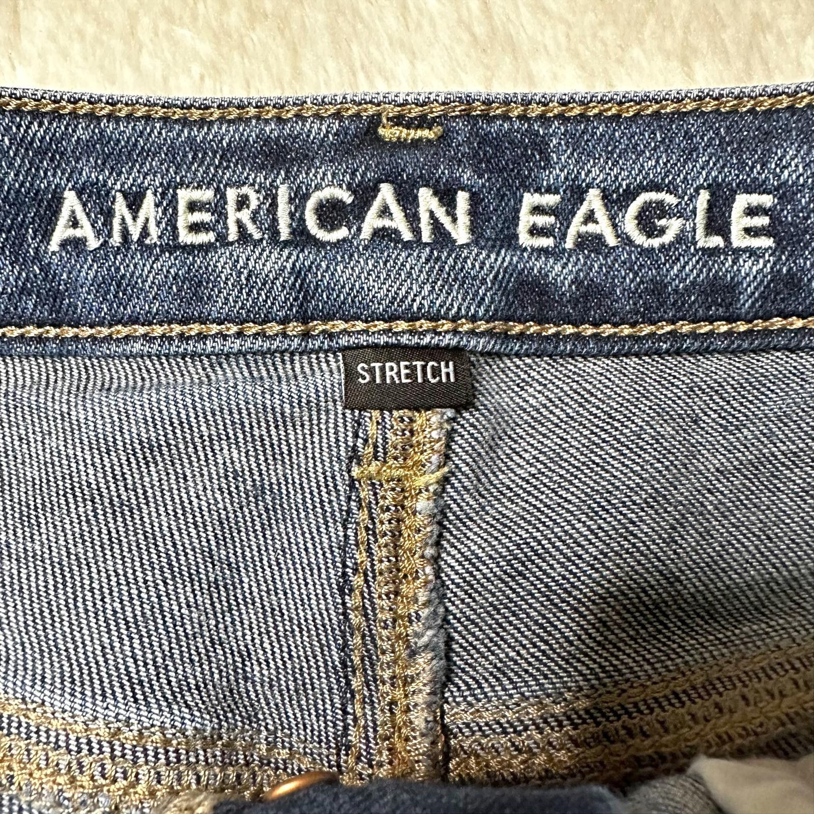 American Eagle Outfitters American Eagle Tomgirl Distressed Denim Shorts 9” Women’s 6 Size 28" / US 6 / IT 42 - 6 Thumbnail