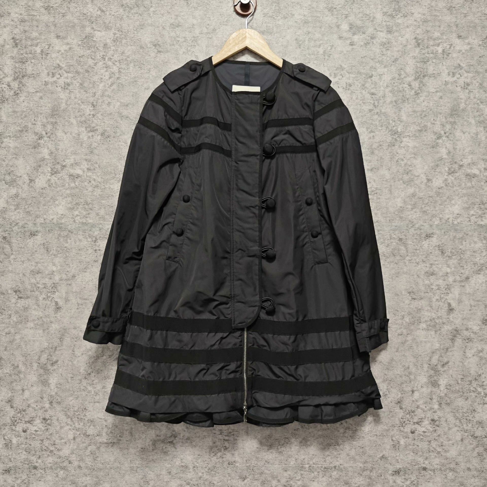 Moncler Moncler Jacket us_0 Women Size XS / US 0-2 / IT 36-38 - 1 Thumbnail