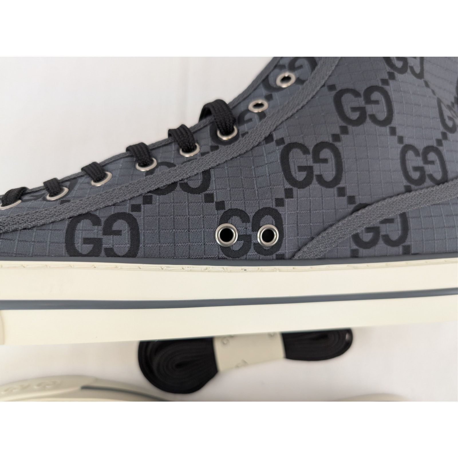 Gucci o1rshd1 GG monogram Tennis 1977 High-Top sneakers in grey Size US 12.5 / EU 45-46 - 14 Thumbnail