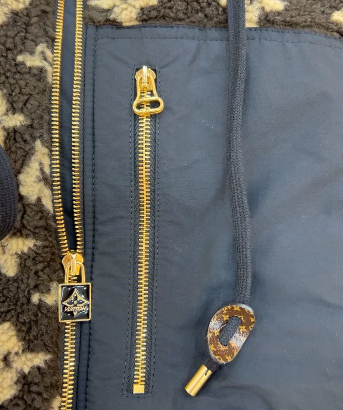 Louis Vuitton Louis Vuitton Teddy jacket Size S / US 4 / IT 40 - 4 Thumbnail