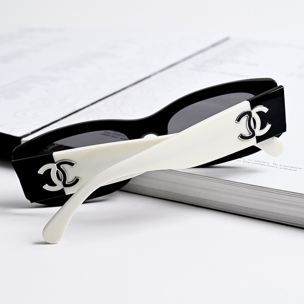 Chanel CHANEL 0CH5525 SUNGLASSES Size ONE SIZE - 11 Thumbnail