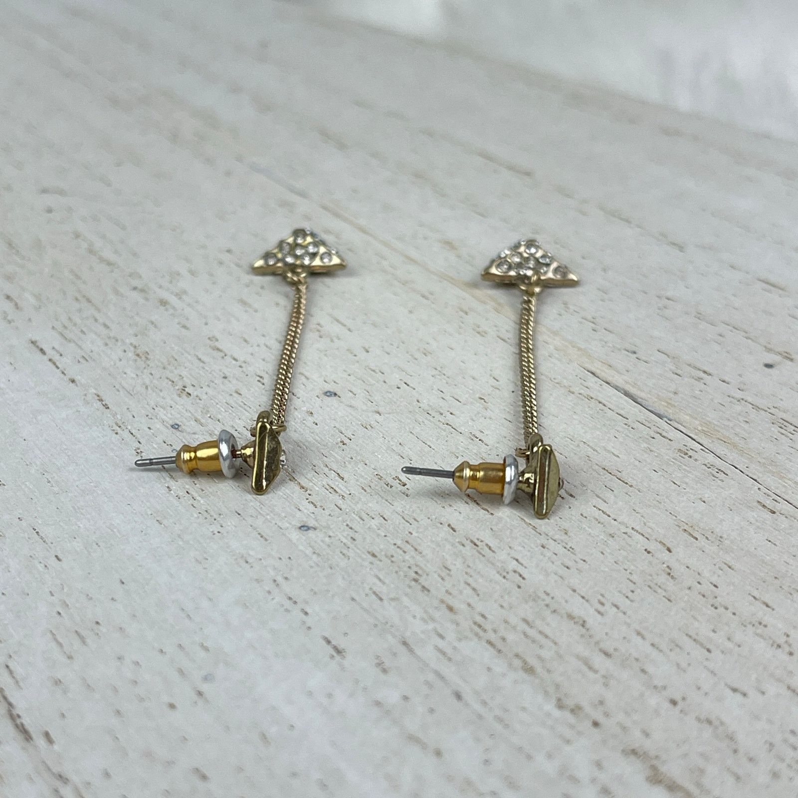 Other Dainty Gold Tone Rhinestone Arrow Dangle Earrings Festival Size ONE SIZE - 9 Thumbnail