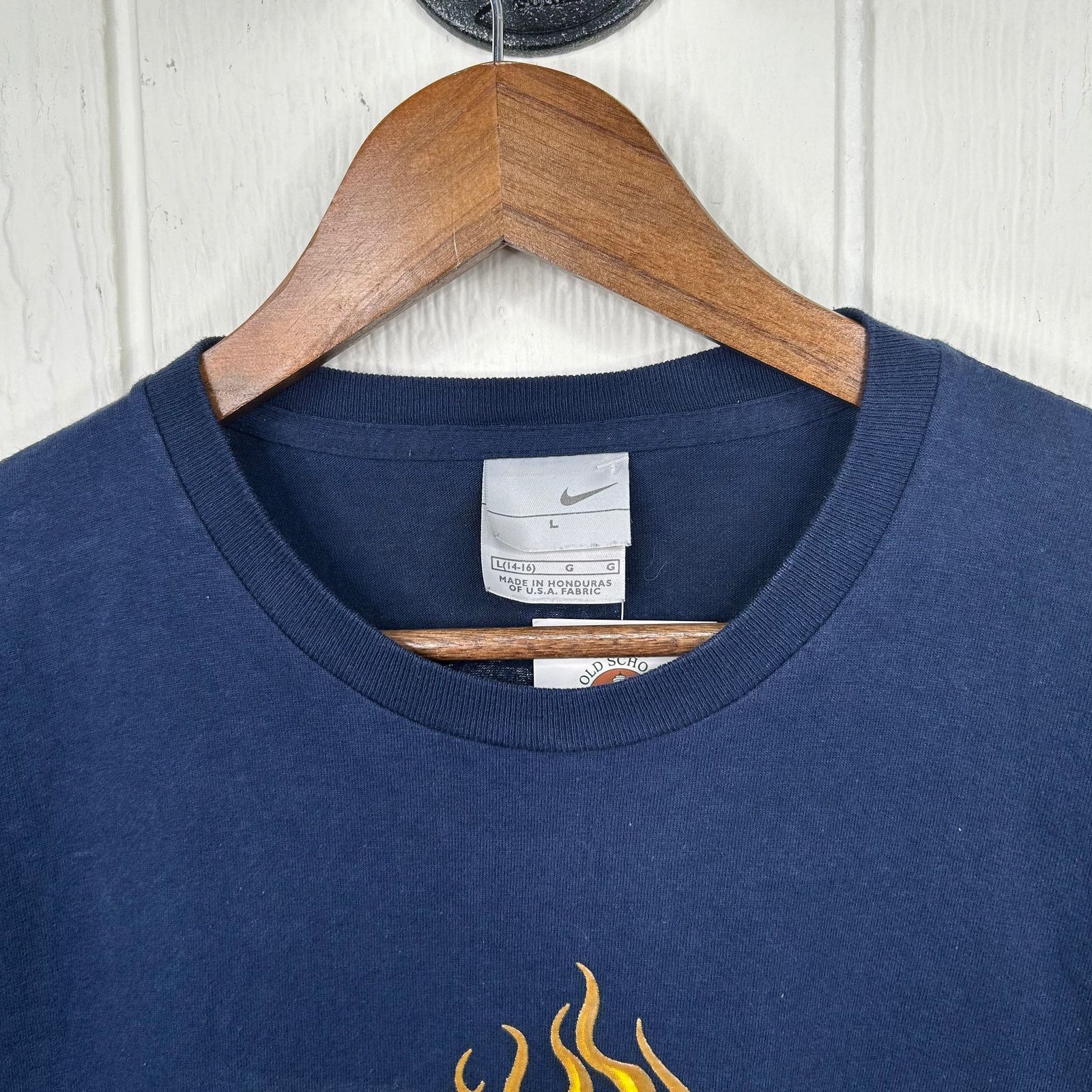 Nike Y2K Nike Flames Double-Sided Streetwear Graphic Tee Small Size US S / EU 44-46 / 1 - 4 Thumbnail