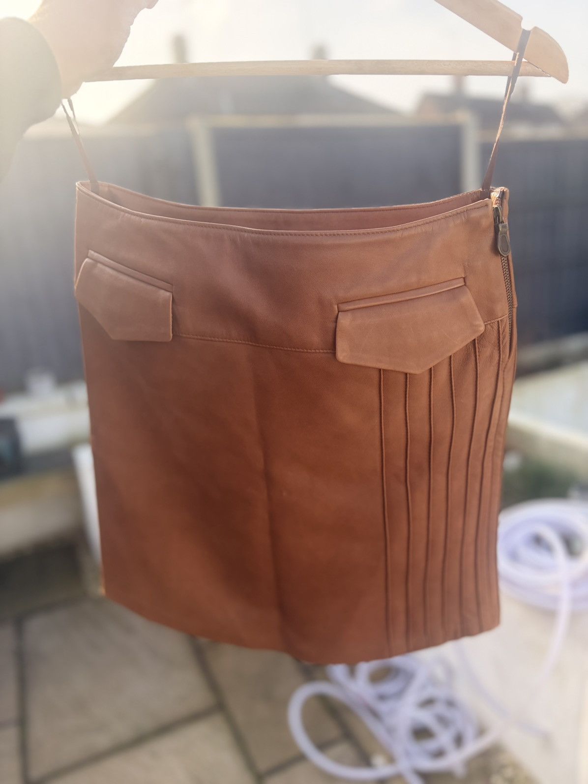 Vintage REAL LEATHER VINTAGE MINI SKIRT – UK 10 – MADE IN UK Size 28" / US 6 / IT 42 - 6 Thumbnail