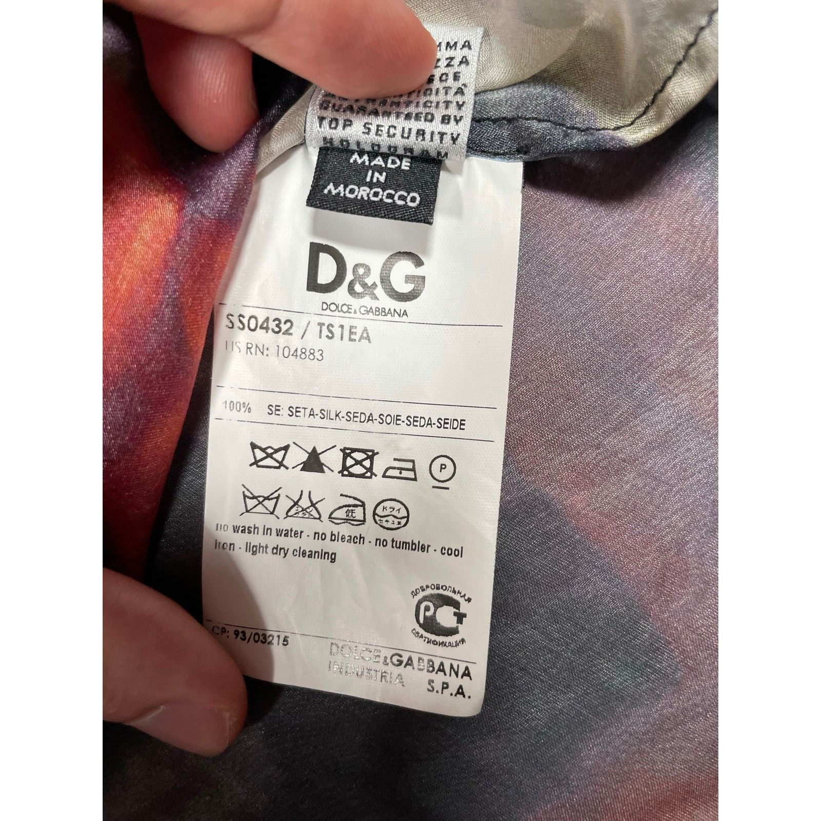 Dolce & Gabbana 2000s Dolce & Gabbana runway painting silk shirt Size US M / EU 48-50 / 2 - 13 Thumbnail
