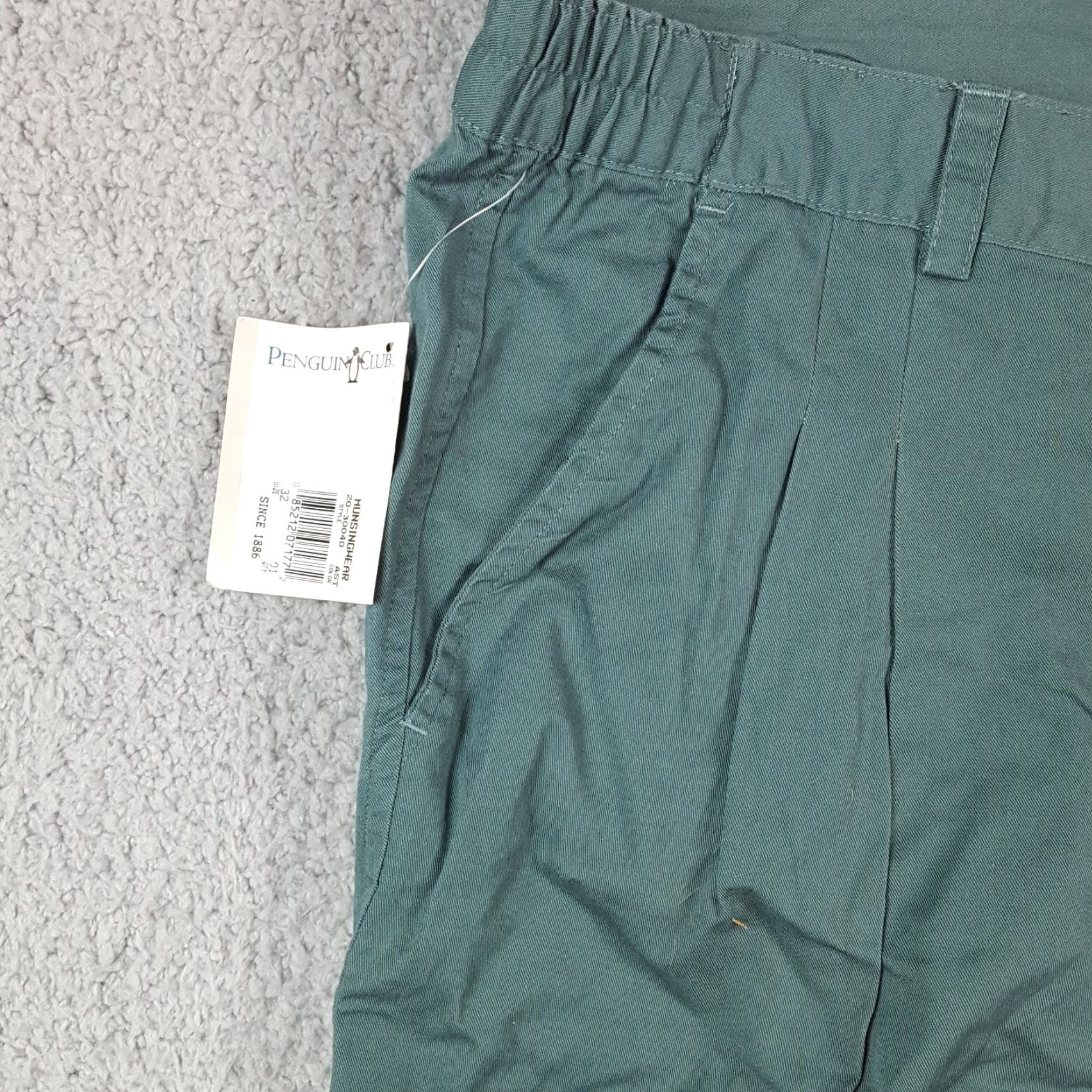Vintage VINTAGE Penguin Club Green Pleated Chino Shorts Men's Size 32 Relaxed Fit Golf 90s Preppy Size US 32 / EU 48 - 3 Thumbnail