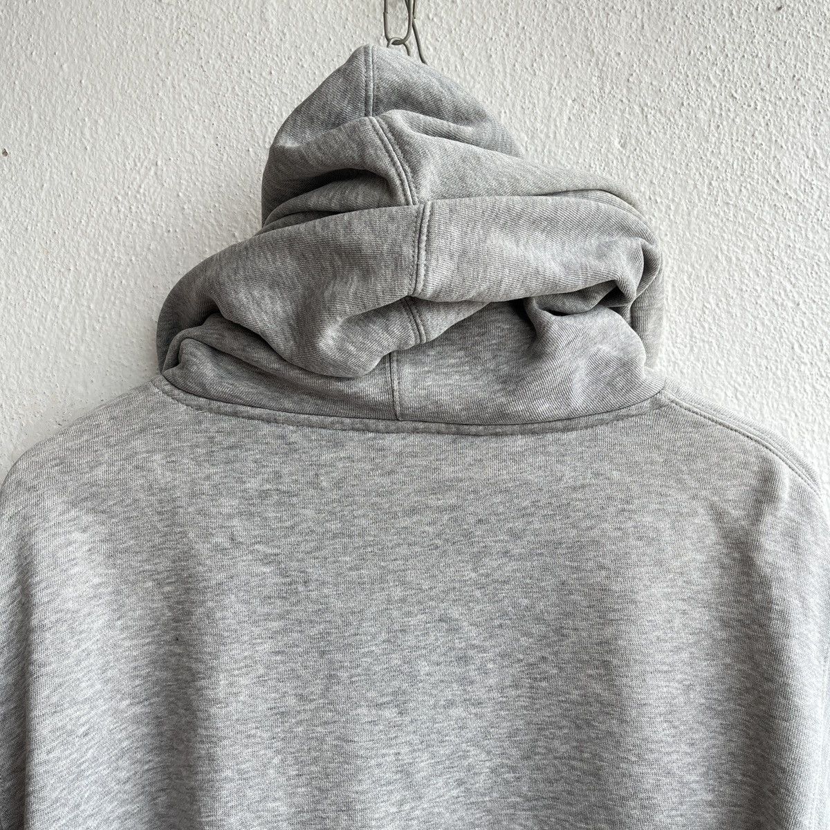 VINTAGE STUSSY SKULL BIG LOGO FRONT DISTRESSED HOODIE