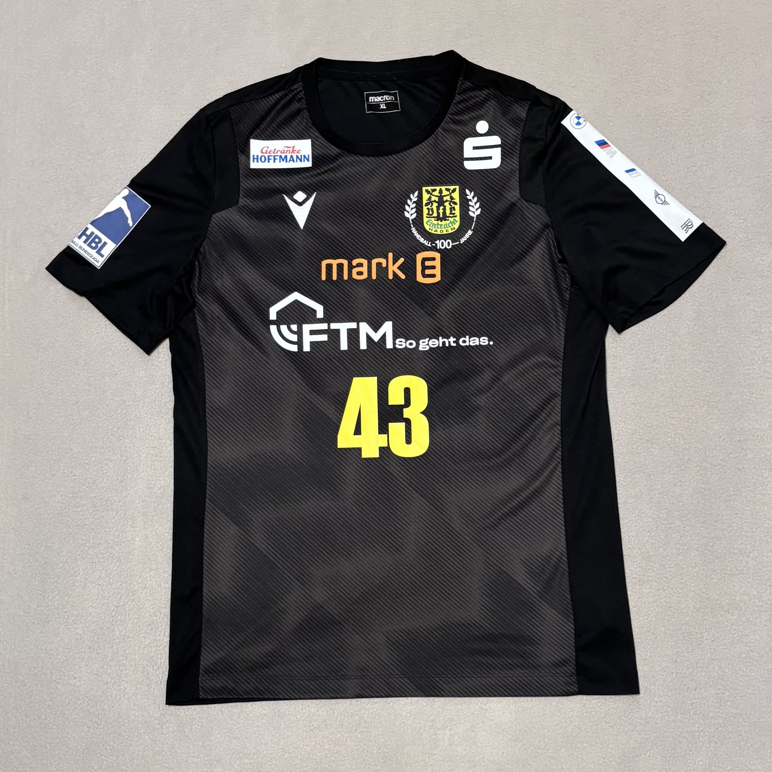 Macron VfL Eintracht Hagen 2021/2022 Toromanović #43 Macron Size US XL / EU 56 / 4 - 5 Thumbnail