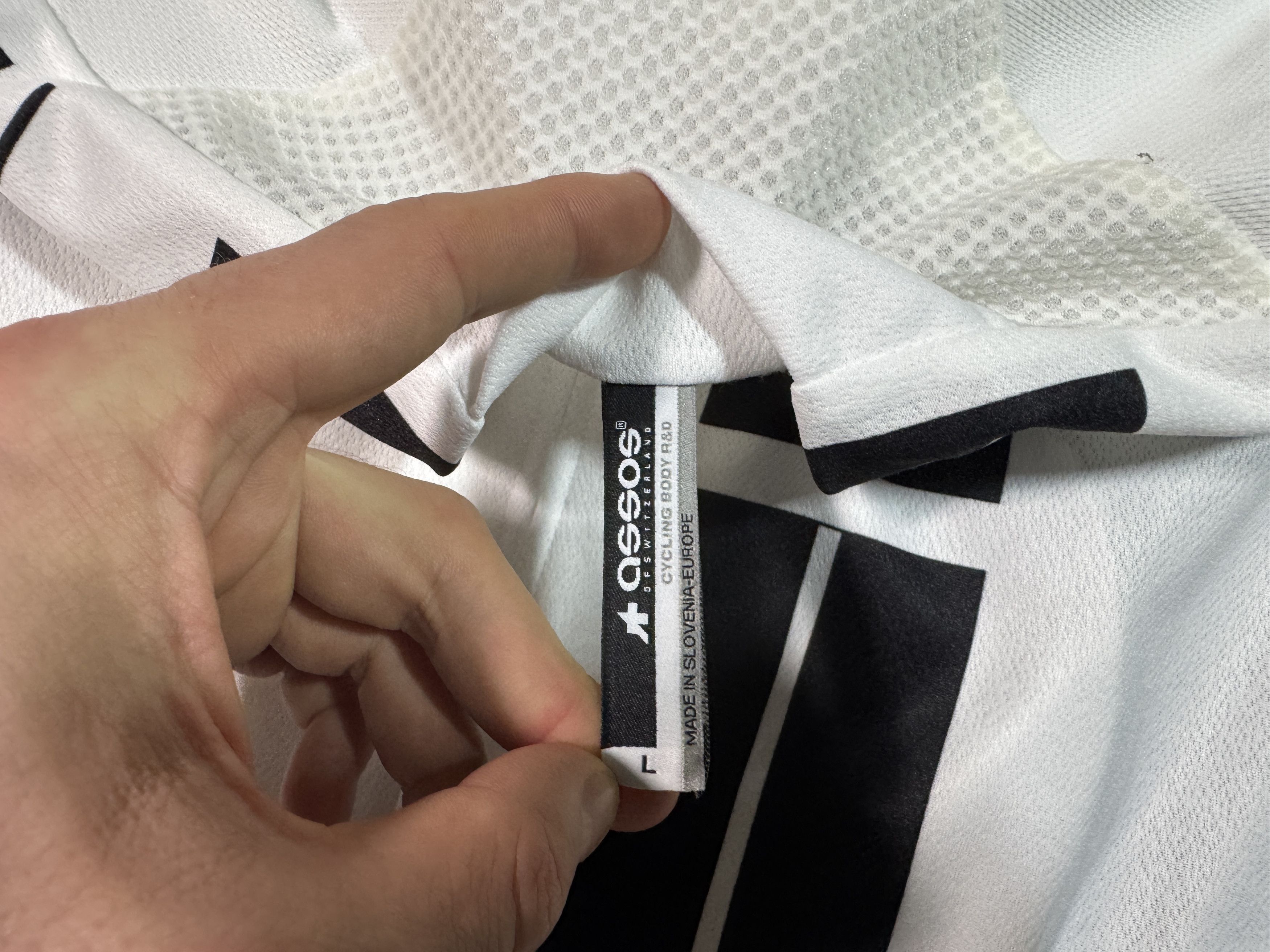 Bicycle Assos LS Mille Cycling Long Sleeve Jersey Full Zip Size US L / EU 52-54 / 3 - 12 Thumbnail
