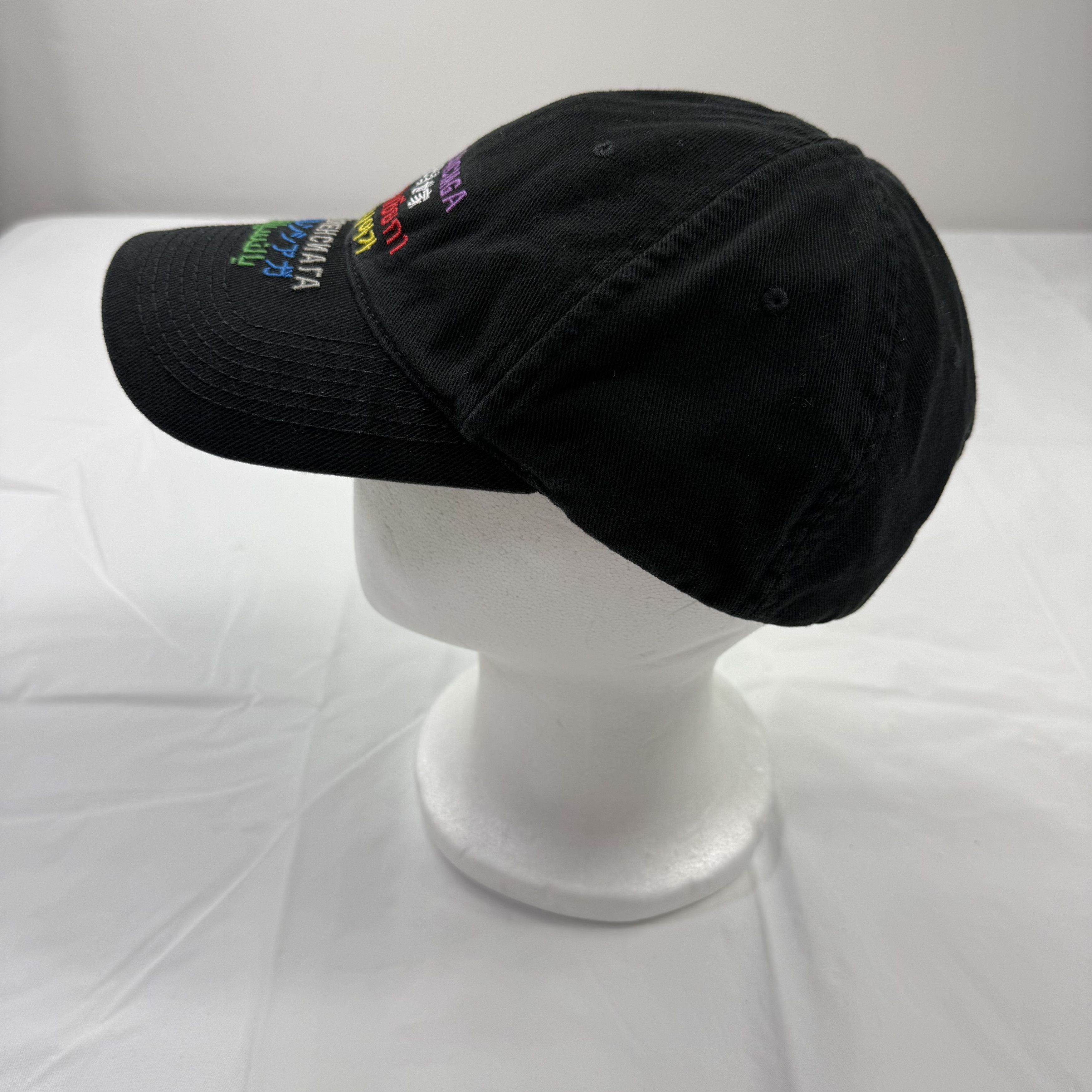 Balenciaga Balenciaga Languages Embroidered Black Cotton Baseball Cap Size ONE SIZE - 4 Thumbnail