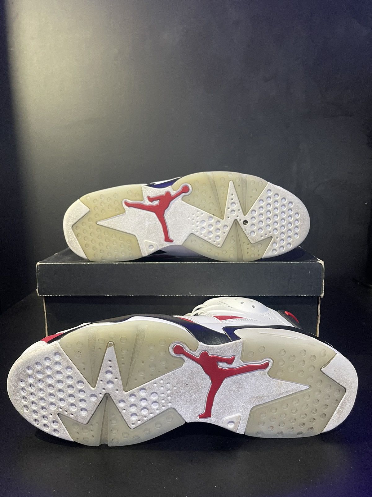 Jordan Brand ⚡️QUICK SALE⚡️ Jordan 6 Retro ‘Carmine’ Size US 11.5 / EU 44-45 - 3 Thumbnail