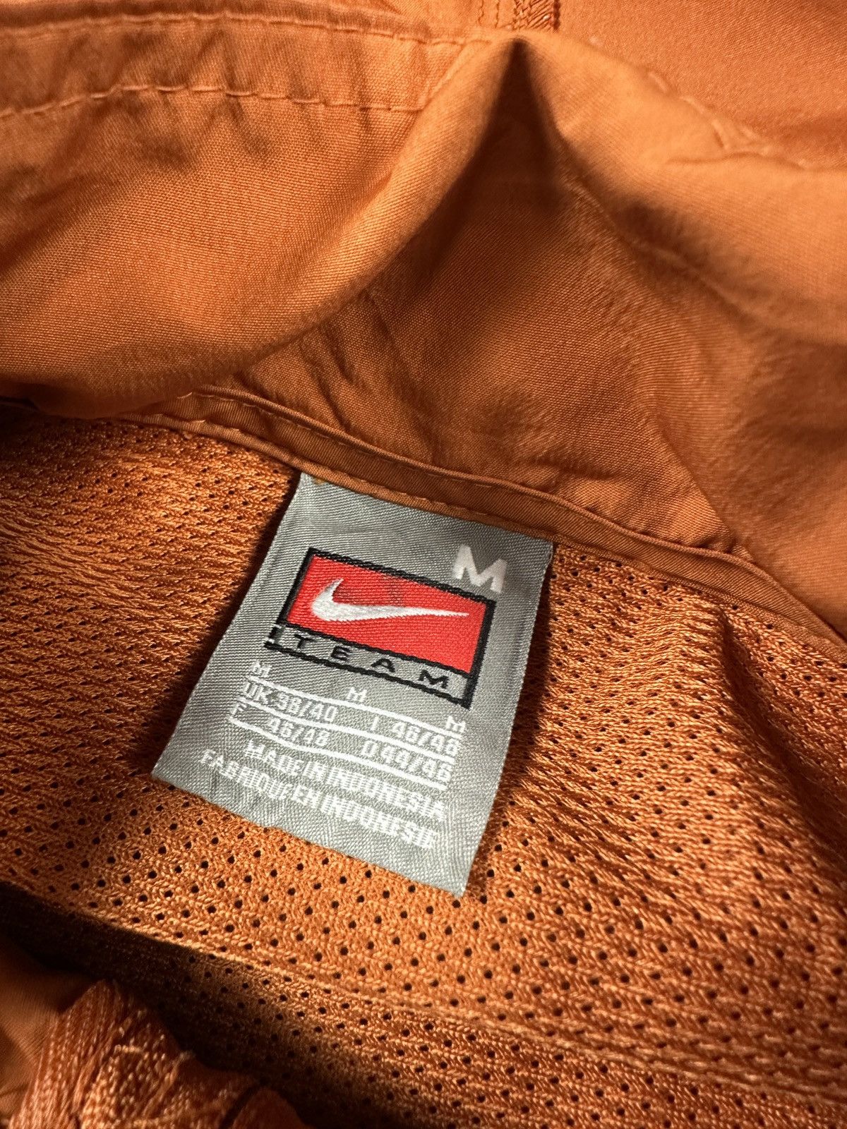 Vintage Vintage Nike Texas Longhorns Logo Jacket Streetwear Rare M Size US M / EU 48-50 / 2 - 3 Thumbnail