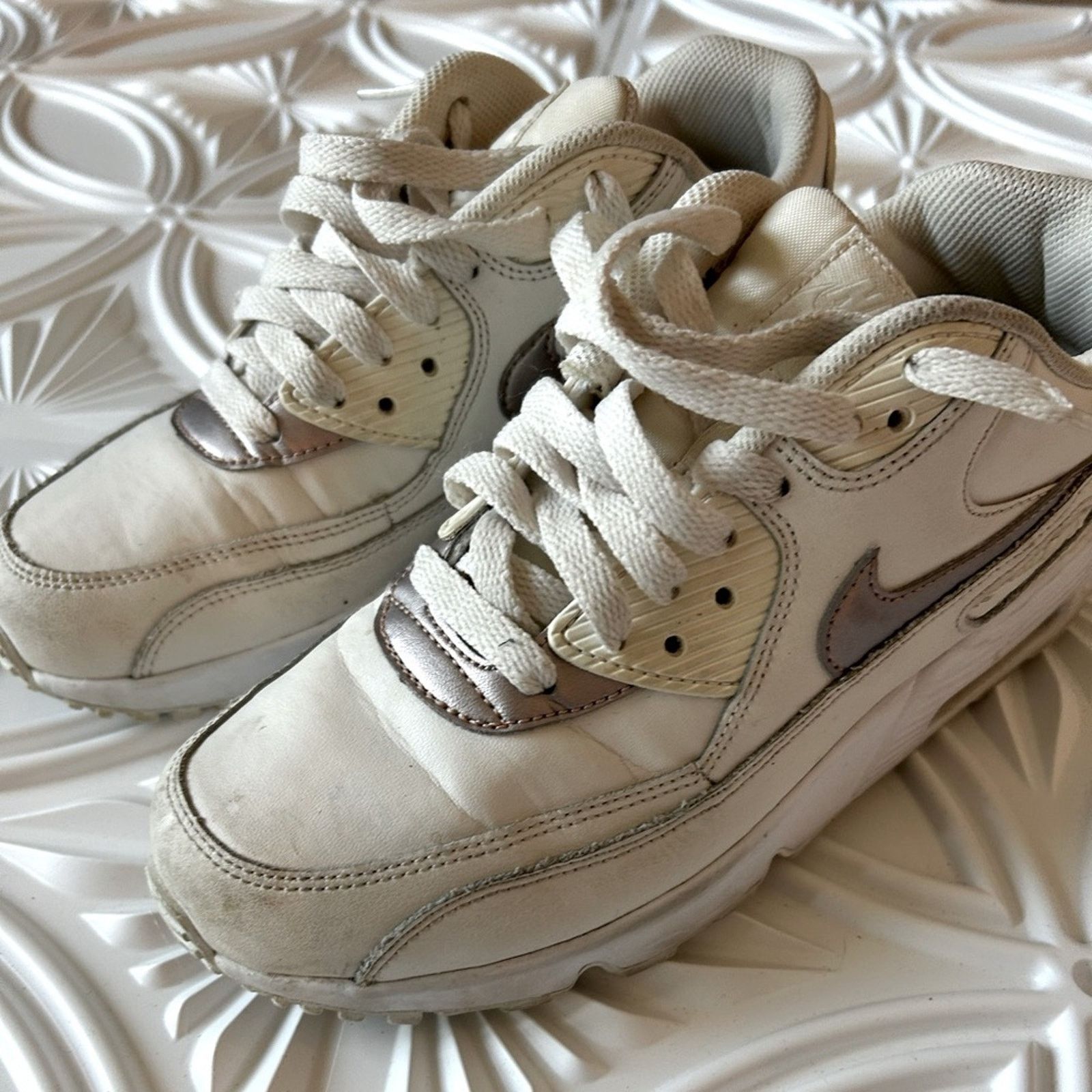 Nike Nike Tennis Shoes Size US 6 / EU 39 - 1 Thumbnail