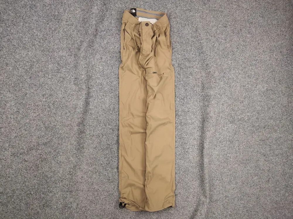 The North Face The North Face Beige Nylon Zip Trouser Pants Vintage Style Size US 34 / EU 50 - 1 Thumbnail