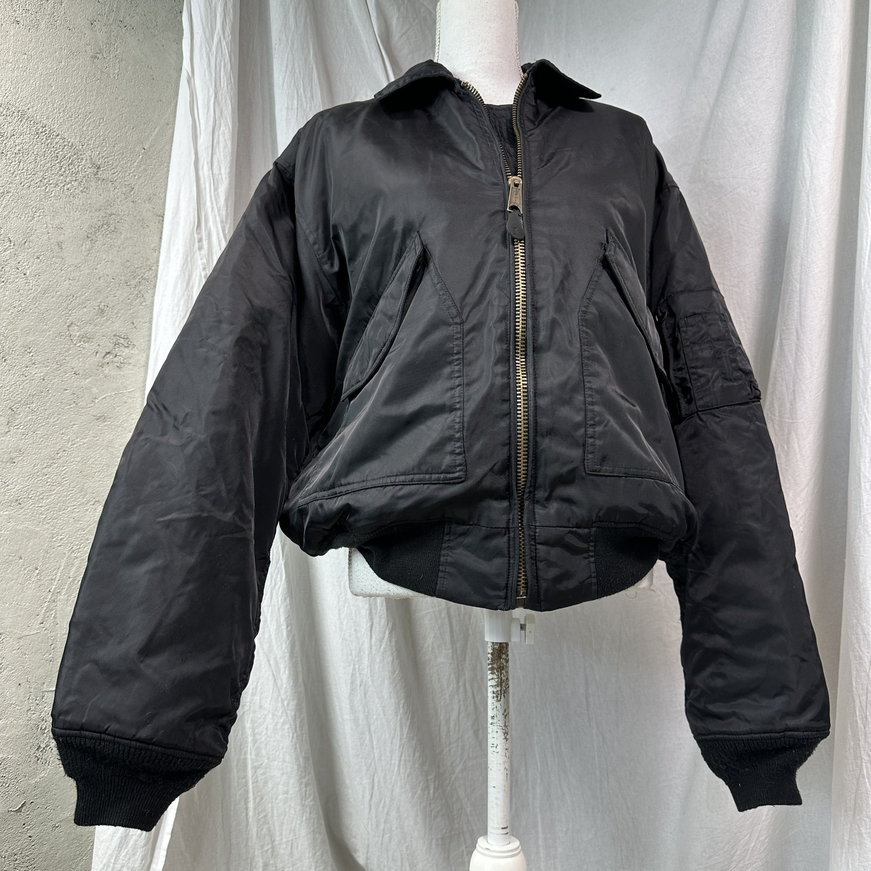 Vintage Vintage Streetwear MA-1 Flyers Bomber Jacket 00s Size US XL / EU 56 / 4 - 1 Thumbnail