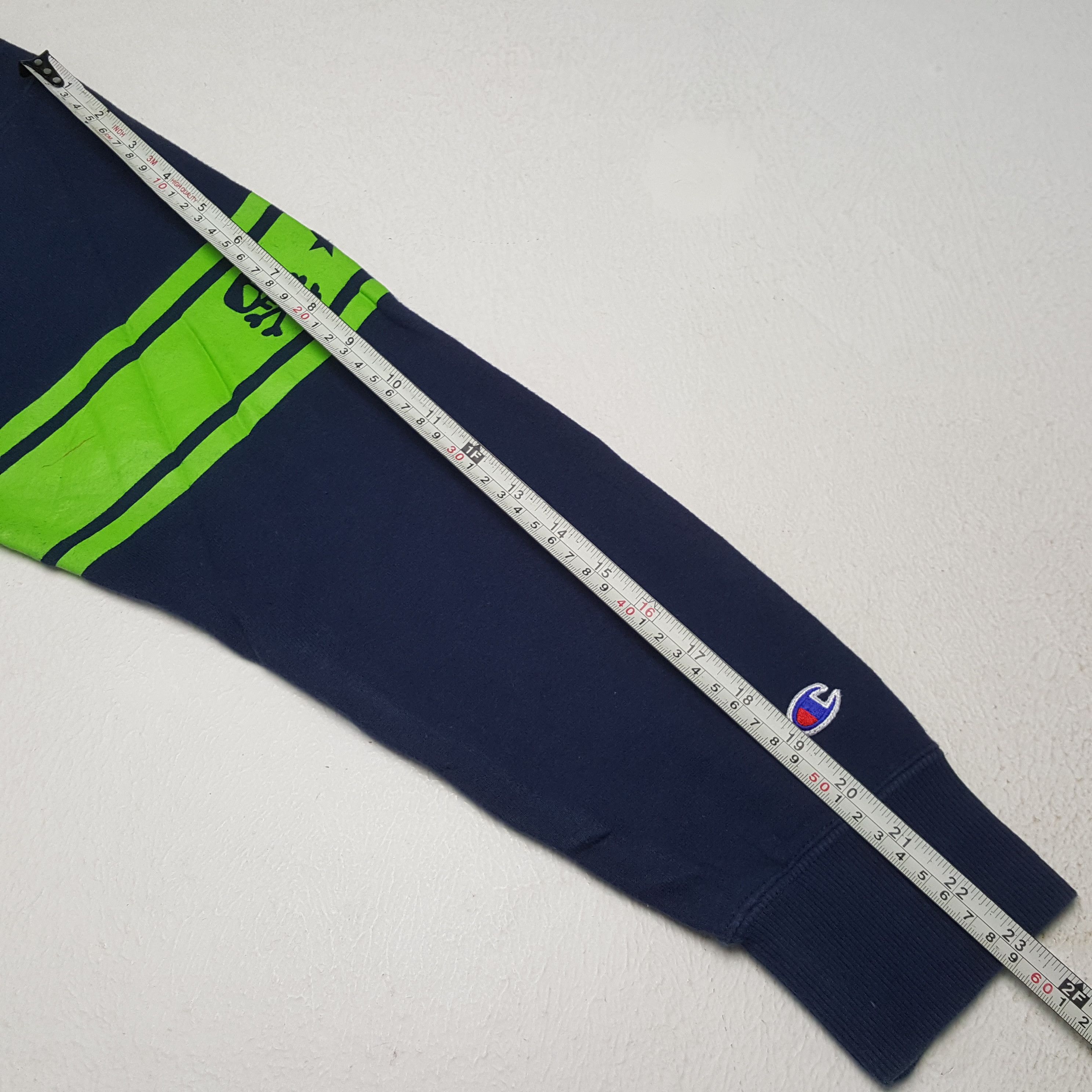 Champion × Vintage Vintage CHAMPION X BLUE CROSS Sportswear Sweatshirt Size US S / EU 44-46 / 1 - 13 Thumbnail