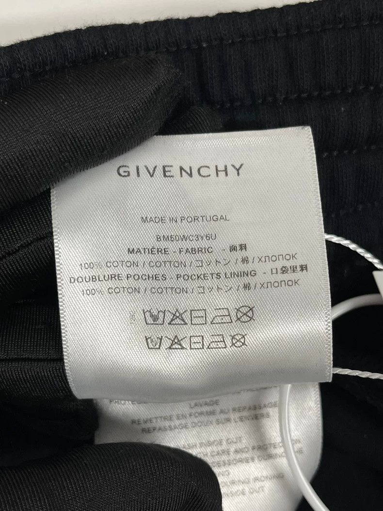 Givenchy Givenchy SizeM Embroidered Logo Casual Shorts Size US 29 - 7 Thumbnail