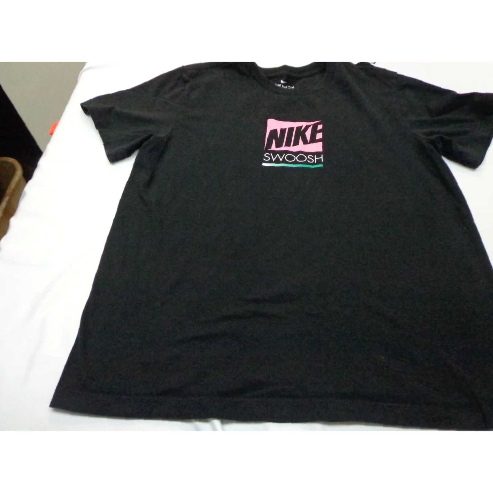 Nike Nike Tee Swoosh T-shirt Black Graphic Shirt Medium Mens T-Shirt Black Nike Swoosh 90s? Size US M / EU 48-50 / 2 - 3 Thumbnail
