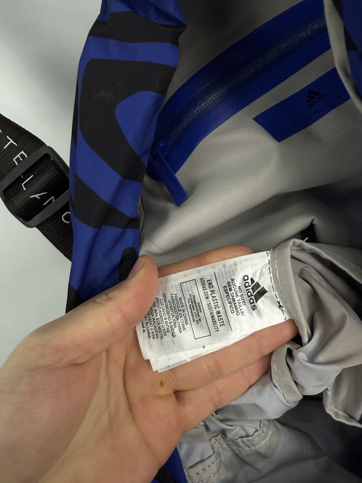 Adidas × Stella McCartney 🇺🇸 Y2K Adidas Stella McCartney Bagpack Rare Retro Hype Size ONE SIZE - 13 Thumbnail