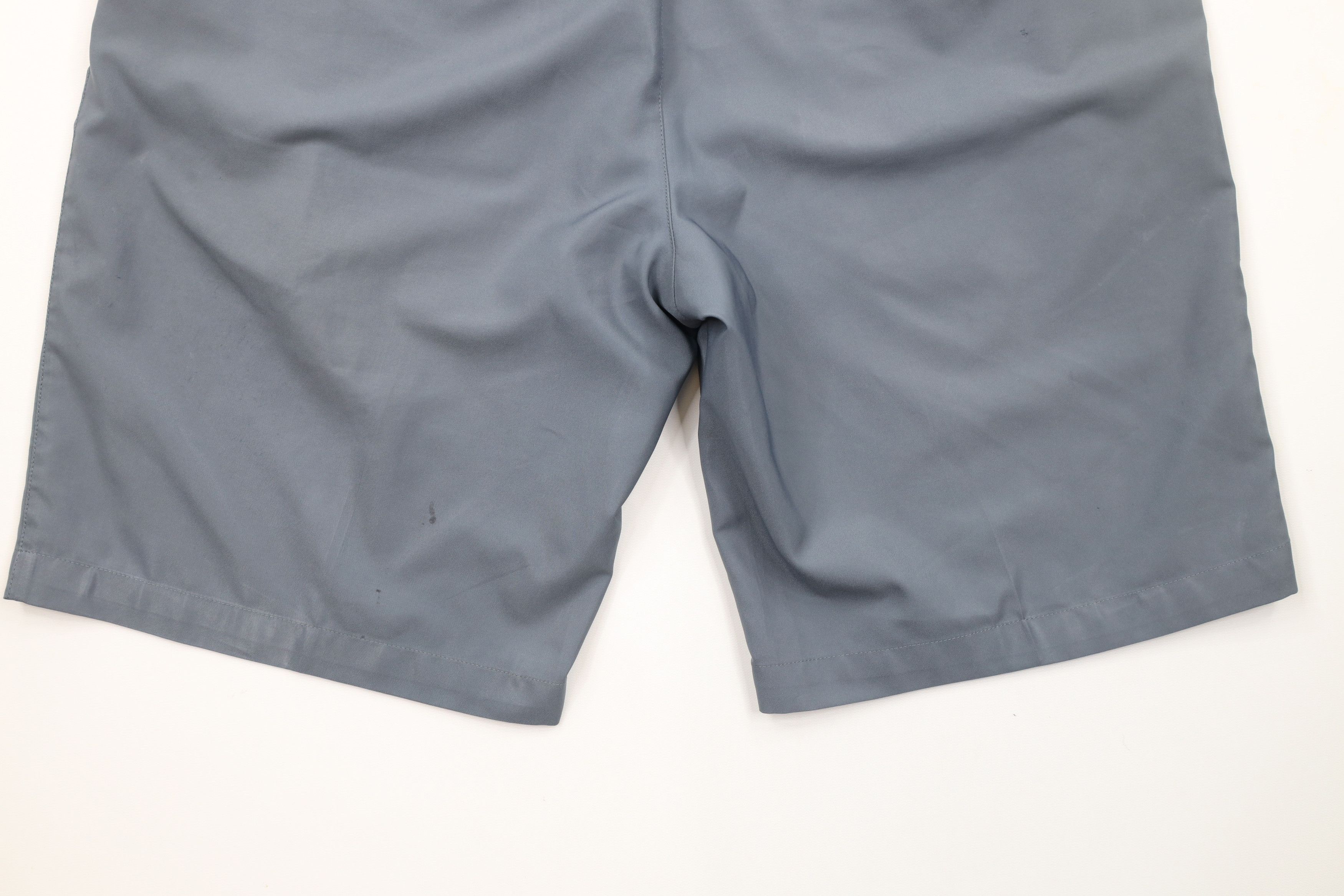 Adidas × Vintage Adidas Golf Spell Out Flat Front Golfing Chino Shorts Gray Size US 34 / EU 50 - 12 Thumbnail