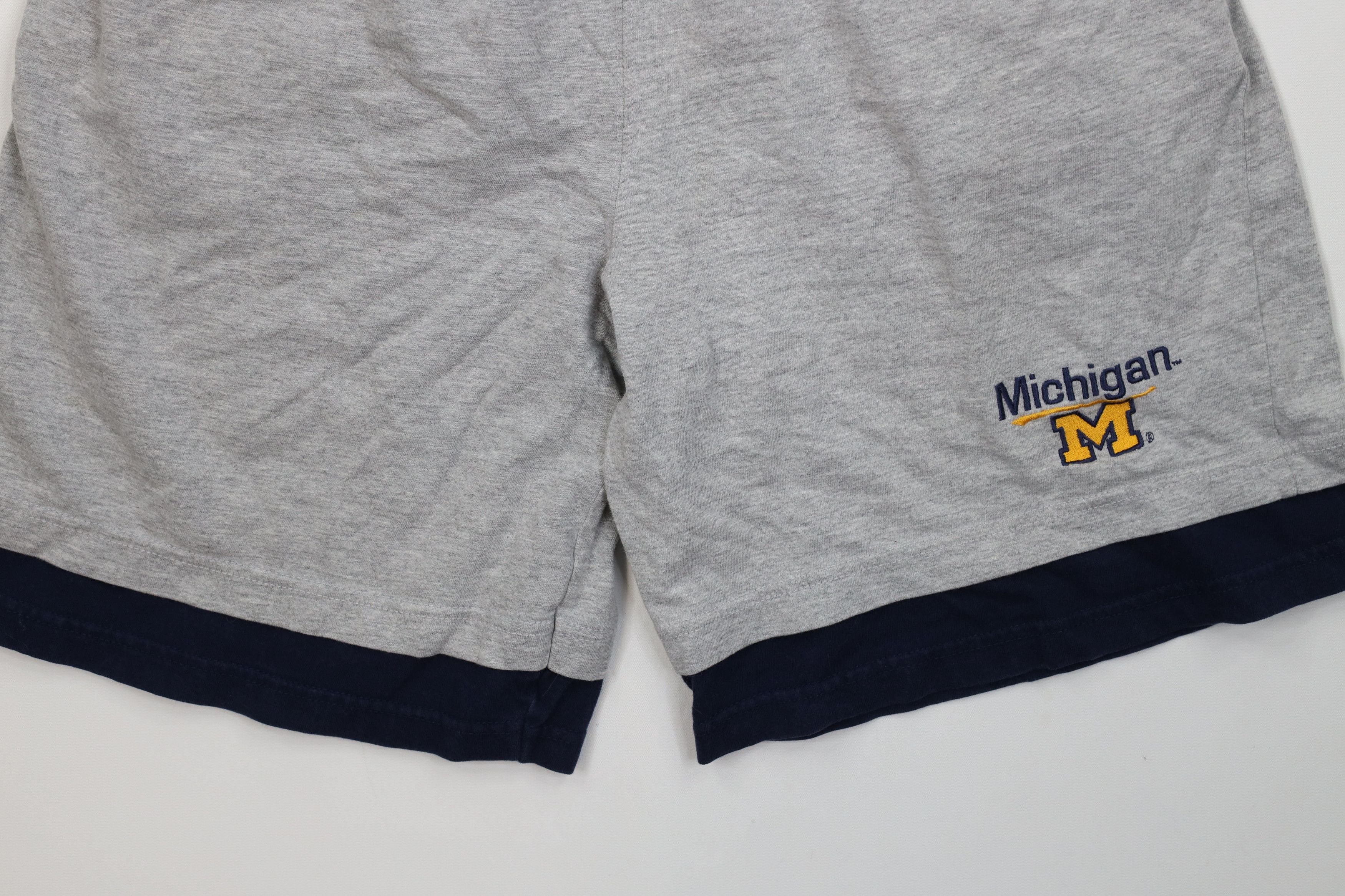 Vintage Vintage 90s Spell University of Michigan Shorts Layered Gray Size US 32 / EU 48 - 4 Thumbnail