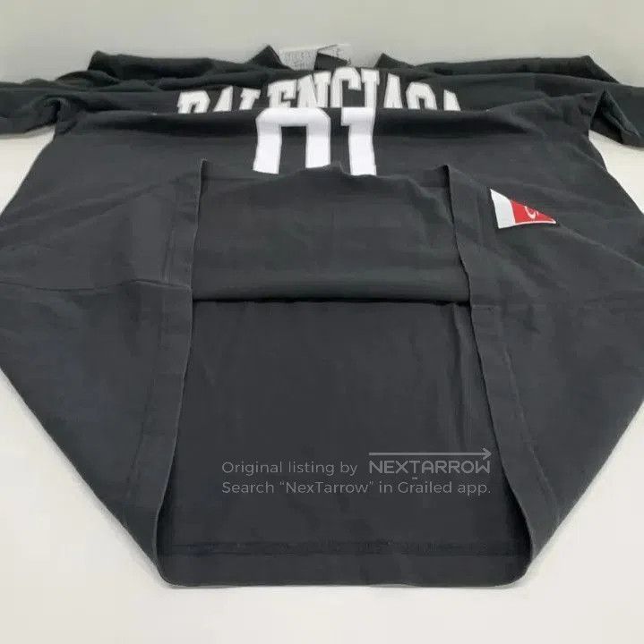 Balenciaga Balenciaga SS25 Basketball Graphic Tee for Men. Size US M / EU 48-50 / 2 - 6 Thumbnail