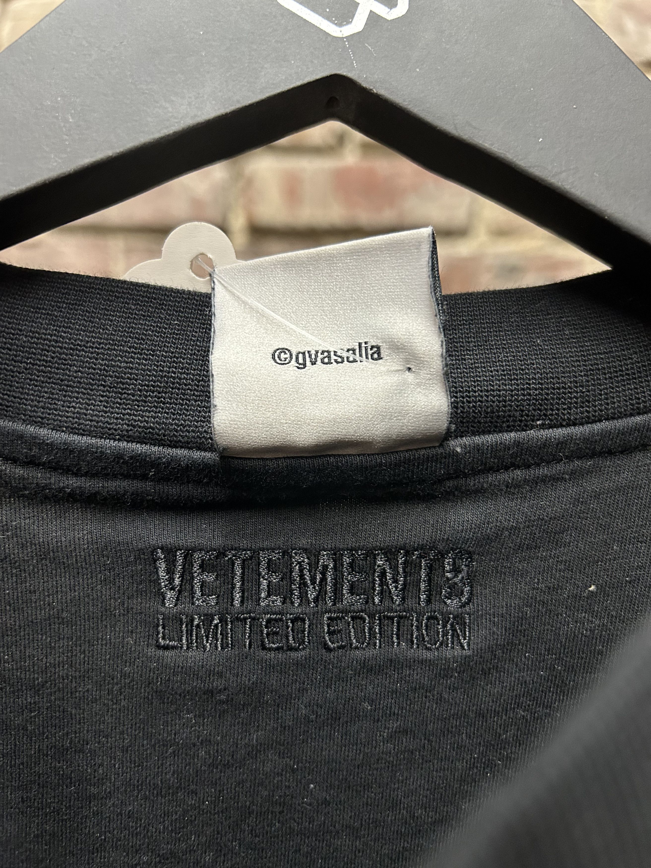 Vetements Vetements Inside Out Tee Size US XS / EU 42 / 0 - 4 Thumbnail