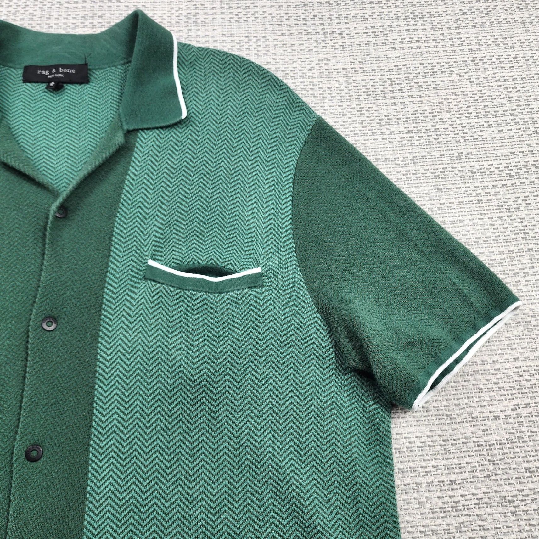 Rag & Bone rag & bone Shirt Mens XL Green Knit Button Up Collar Herringbone Pocket Stretch Size US XL / EU 56 / 4 - 2 Thumbnail