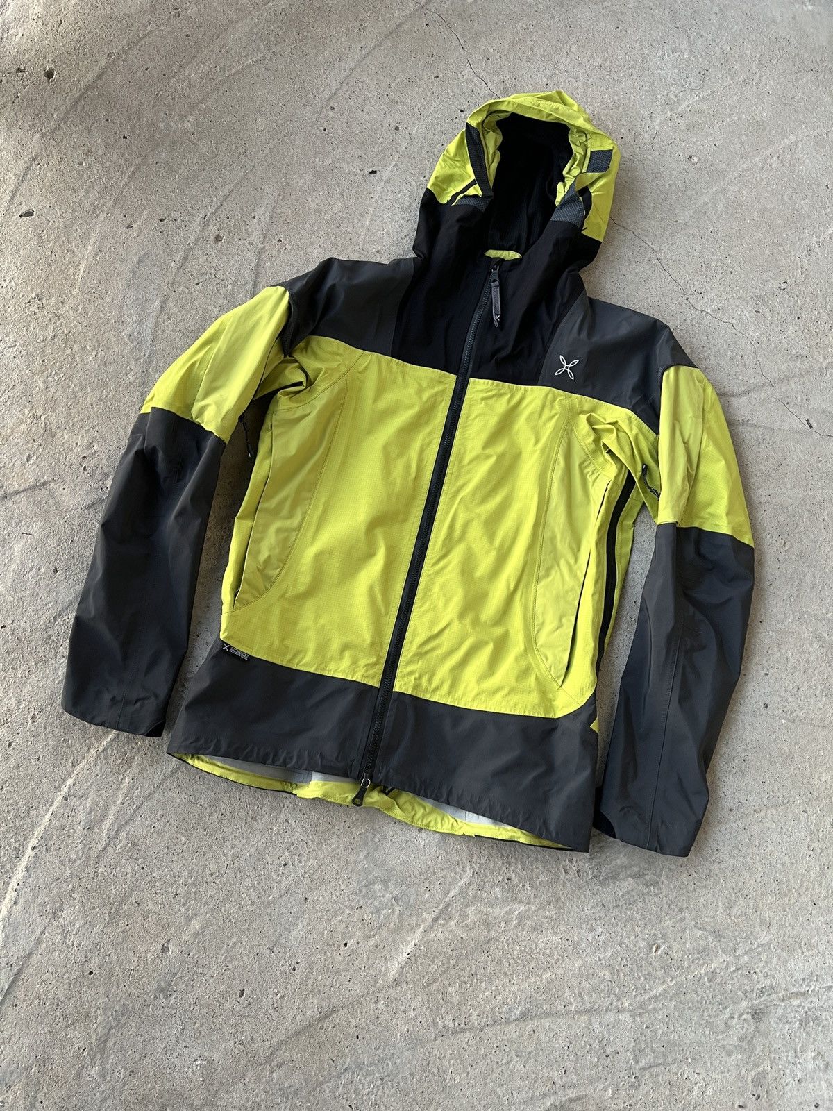 Other Montura Jacket Size L / US 10 / IT 46 - 1 Thumbnail
